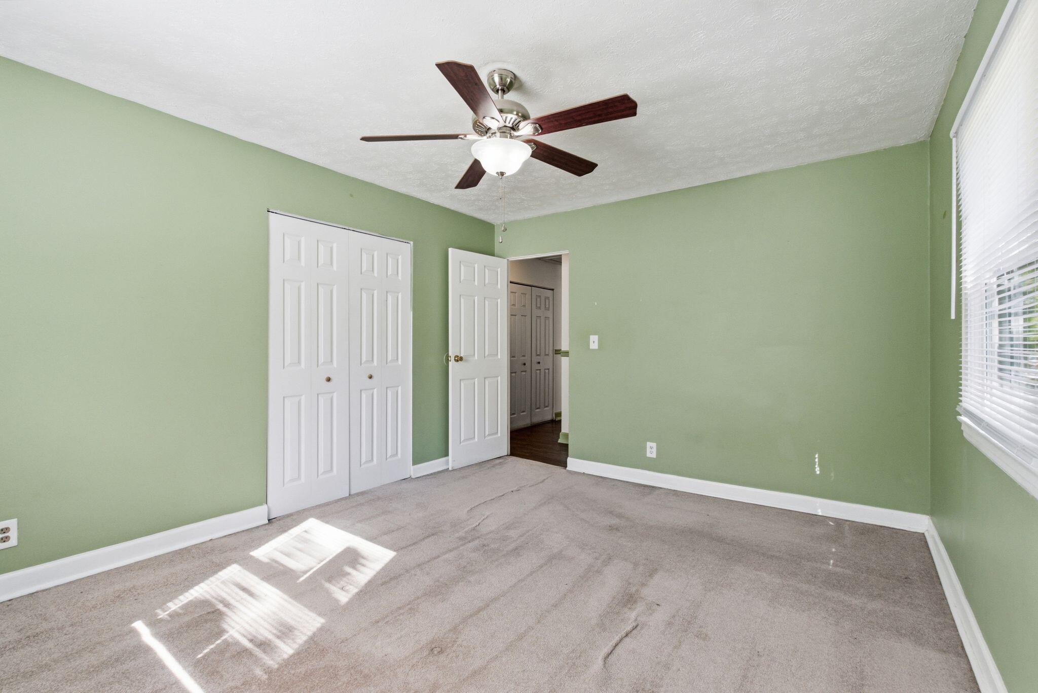 211 Brookfield Drive Property Photo 16