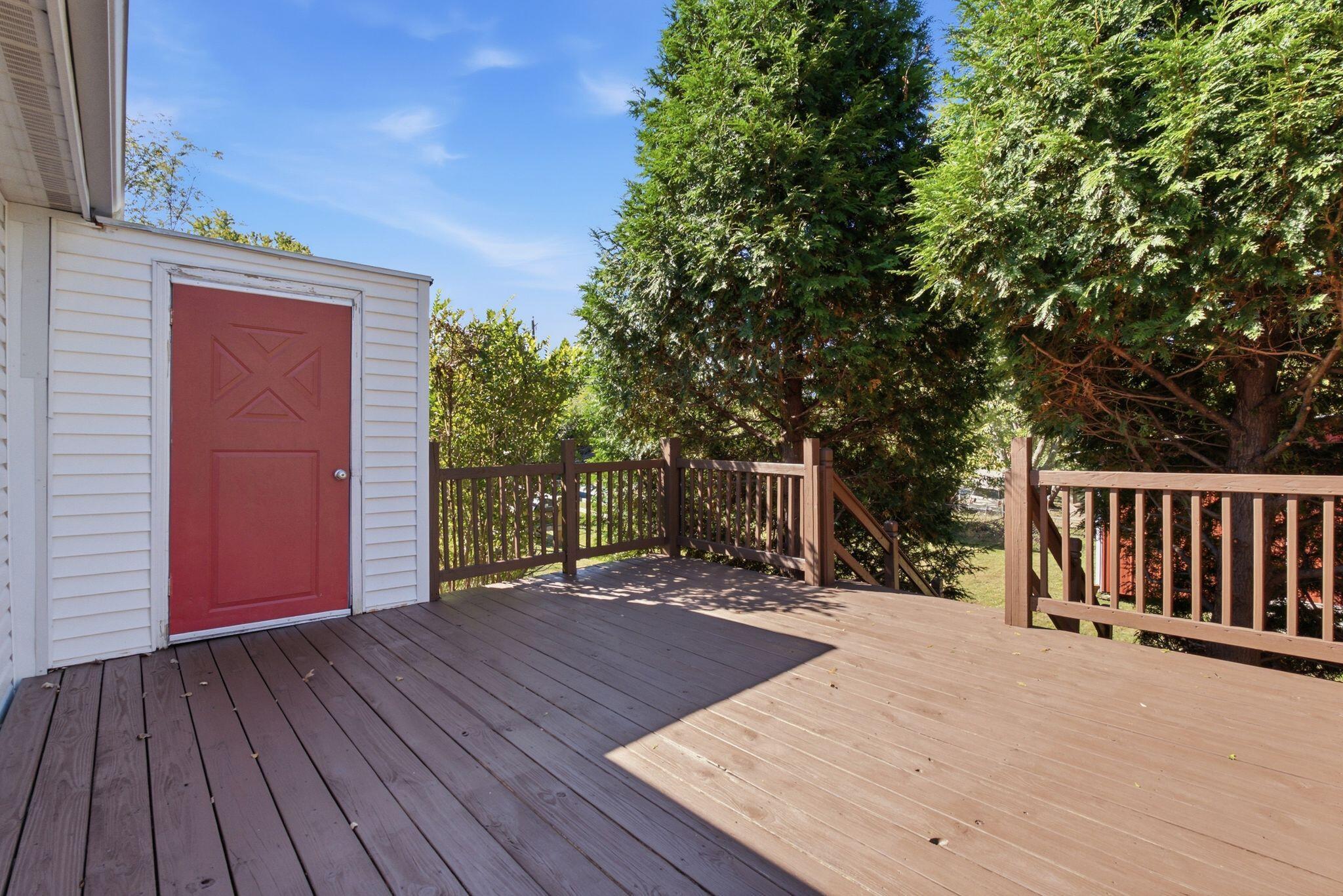 211 Brookfield Drive Property Photo 21