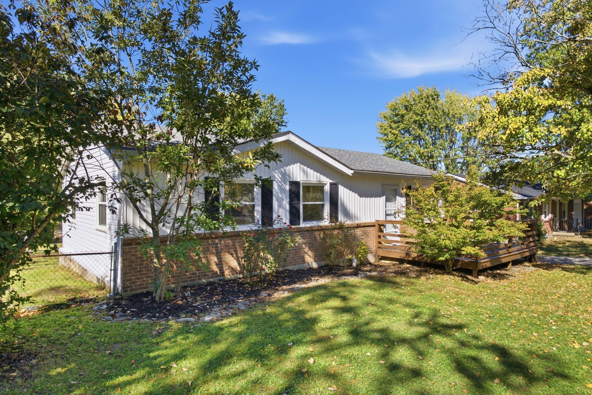 211 Brookfield Drive Property Photo 37