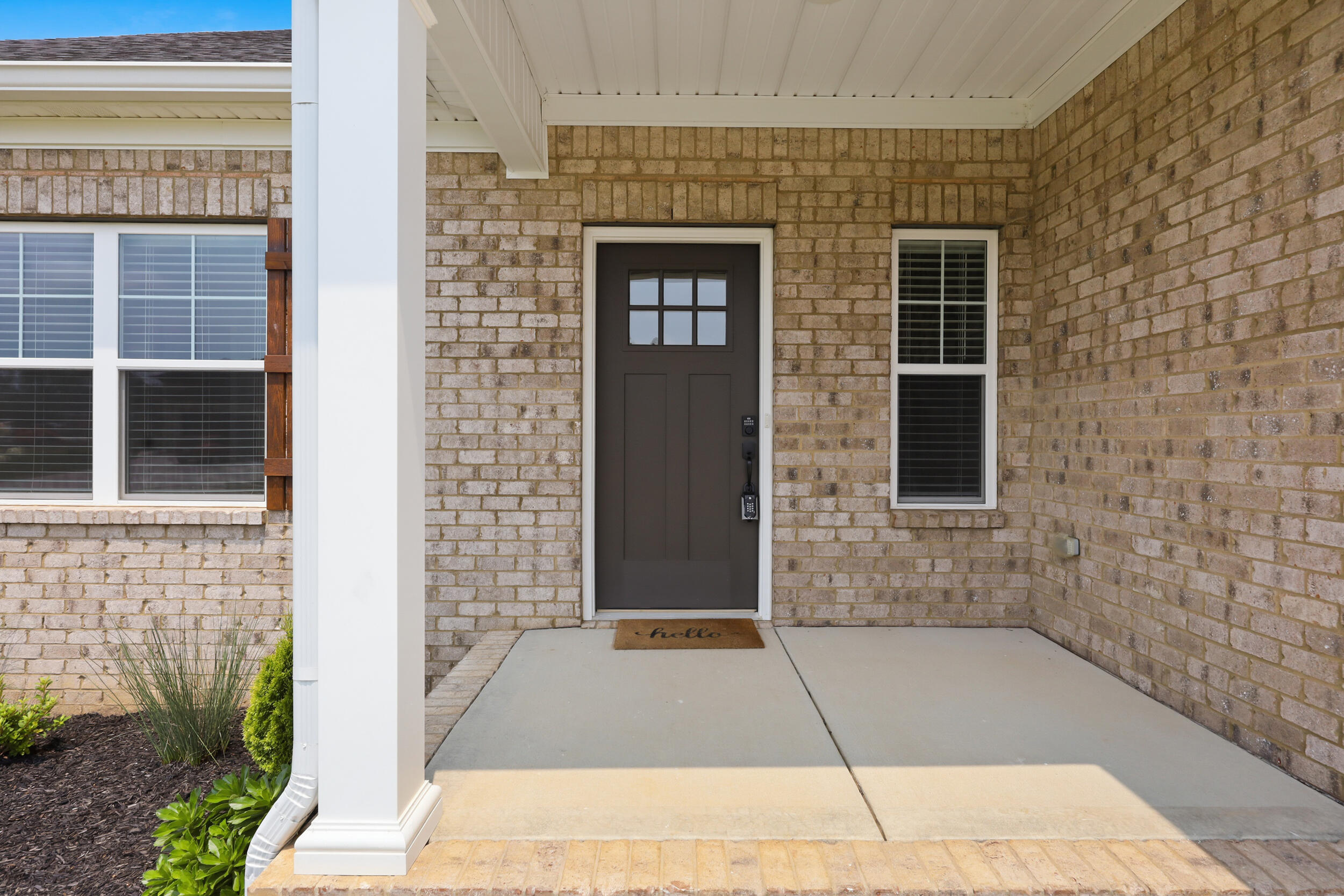 122 Zane Lane Property Photo 4