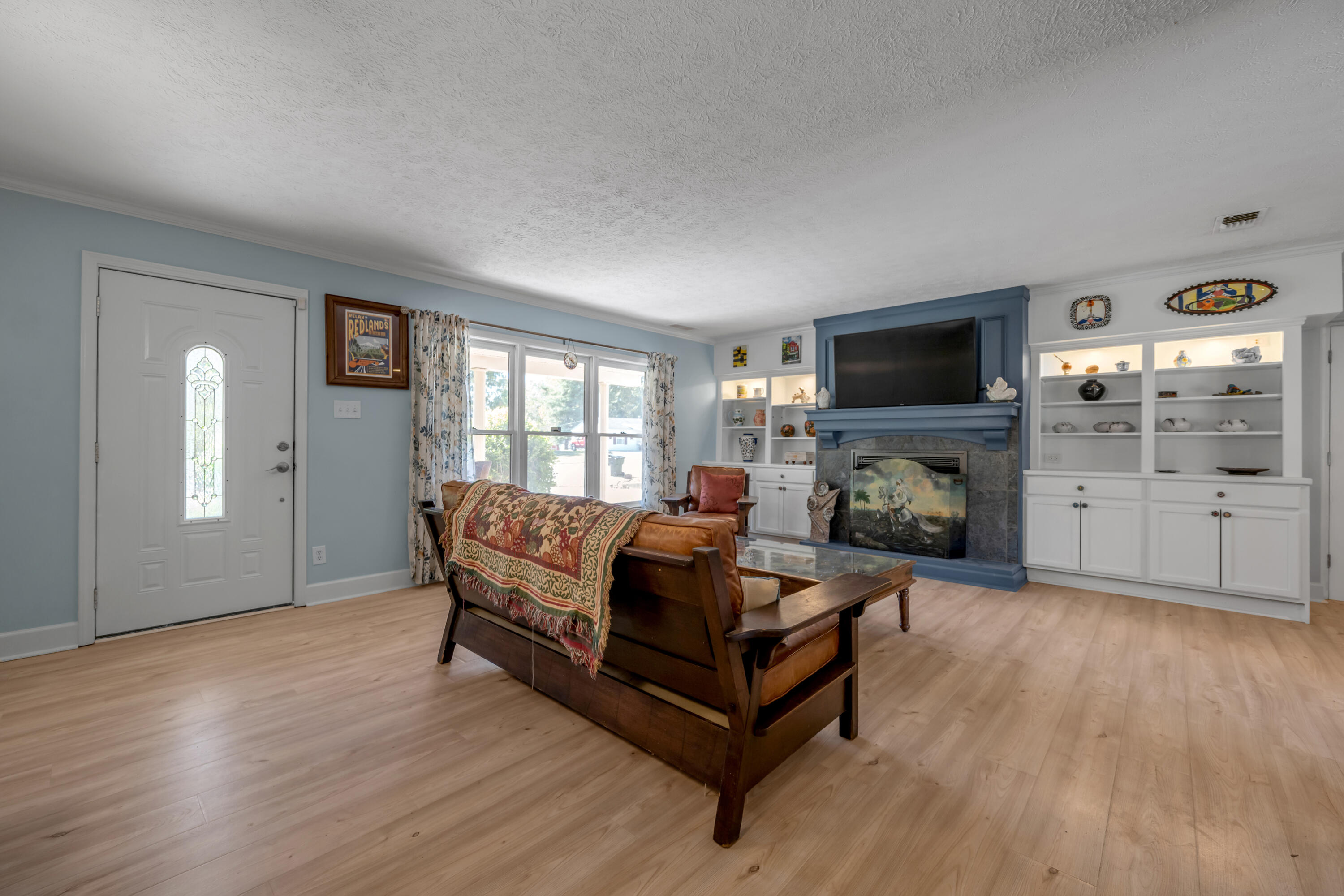 3028 Arrowhead Drive Property Photo 6