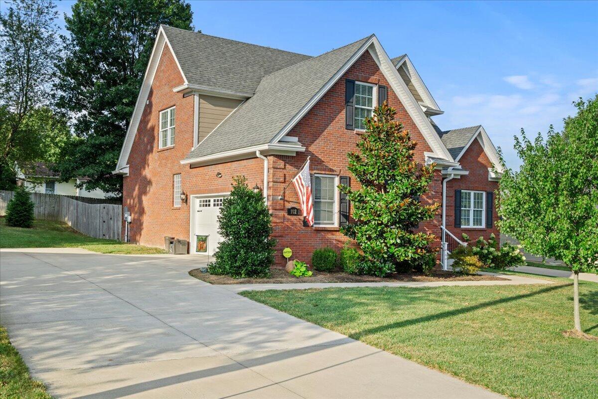 102 Roxie Lane Property Photo 3