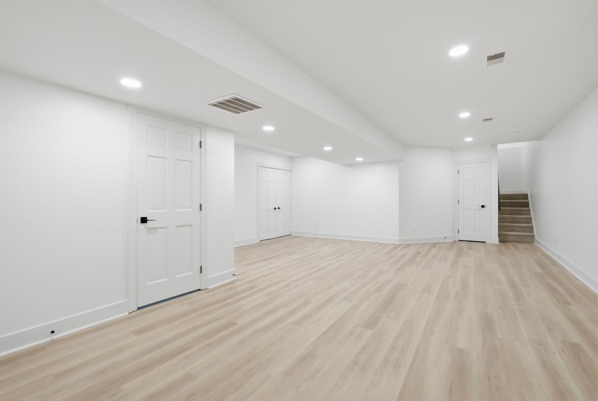 2920 Eastbrook Court Property Photo 42