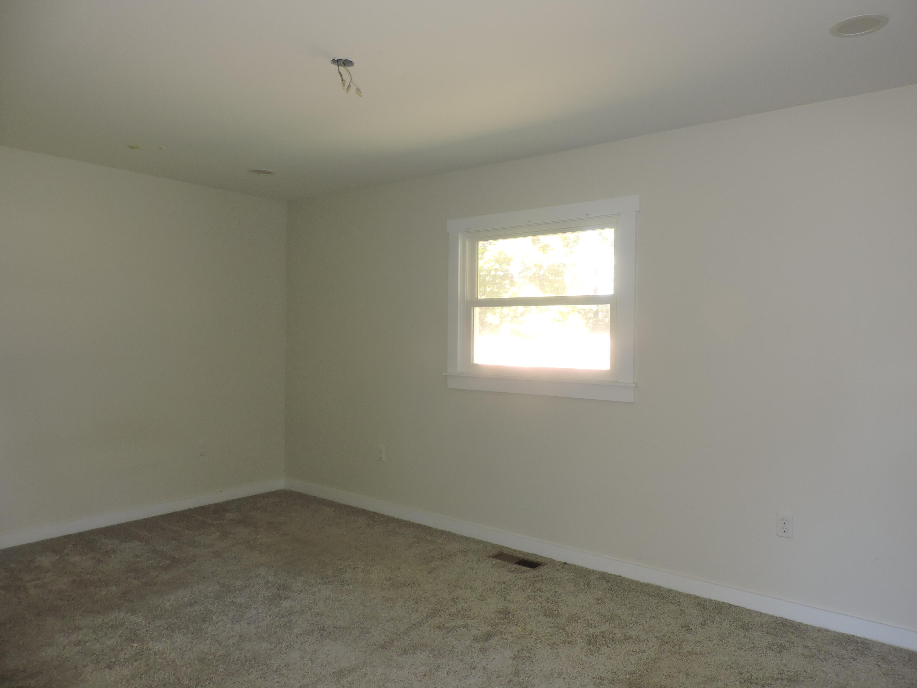 105 Hancock Lane Property Photo 24