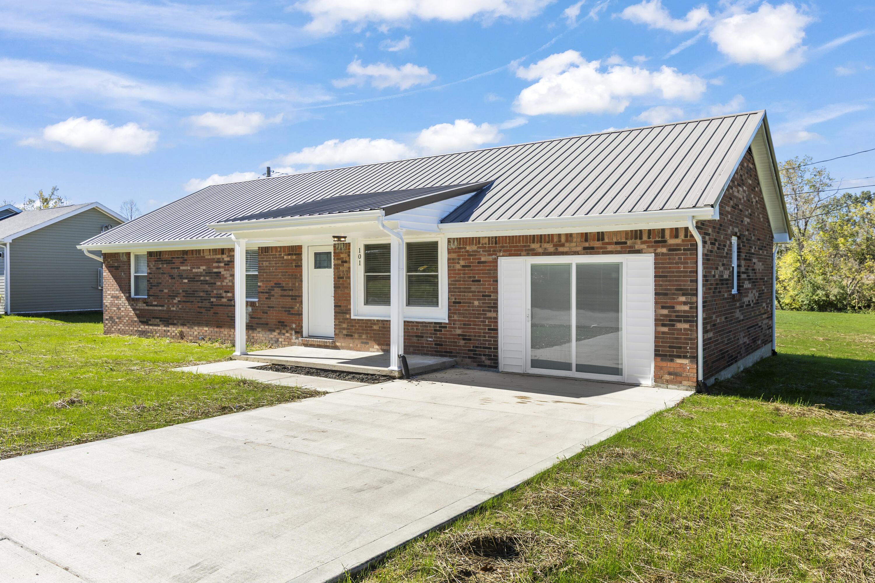101 Promenade Avenue Property Photo 1