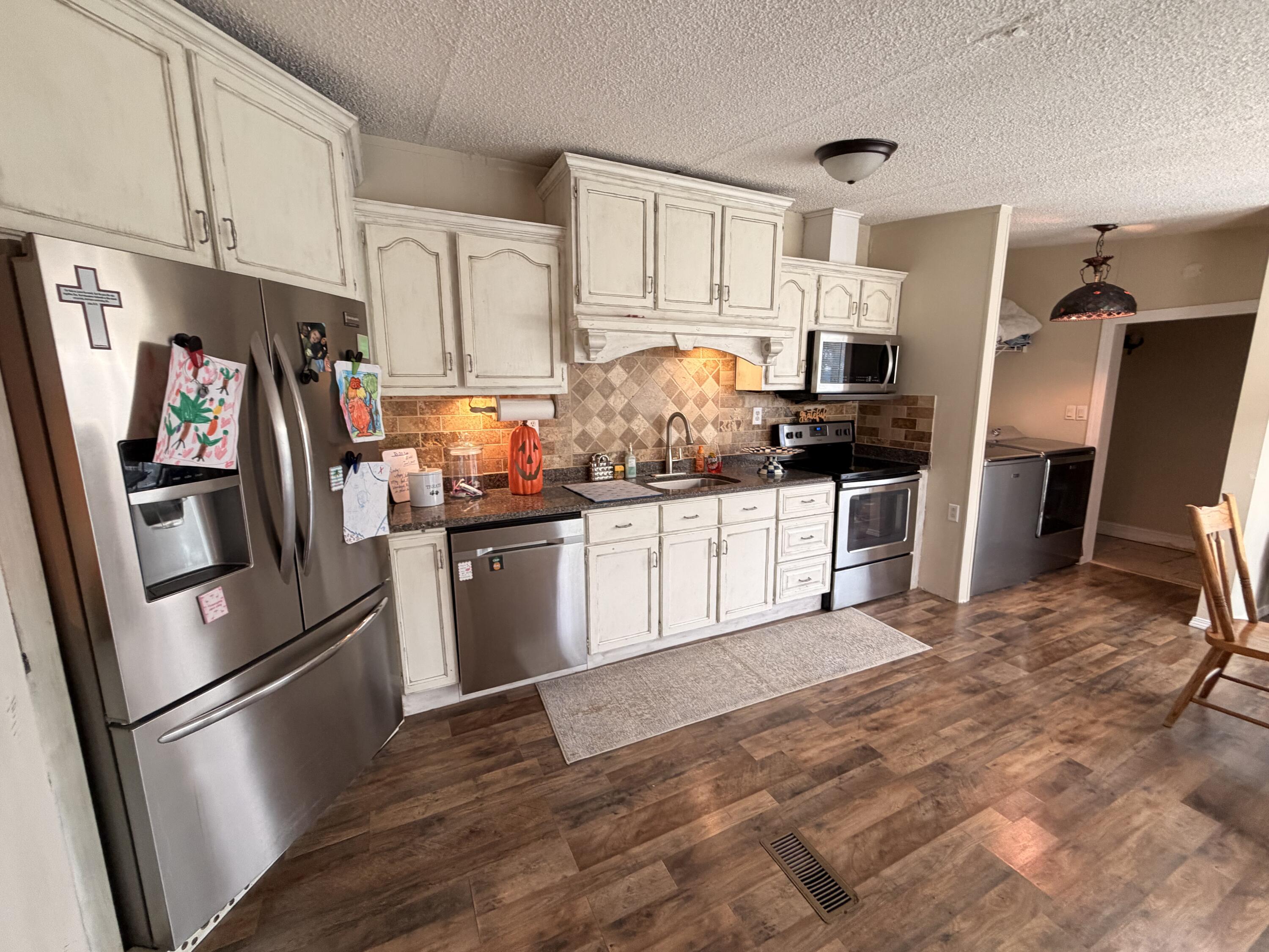97 Kev Road Property Photo 10