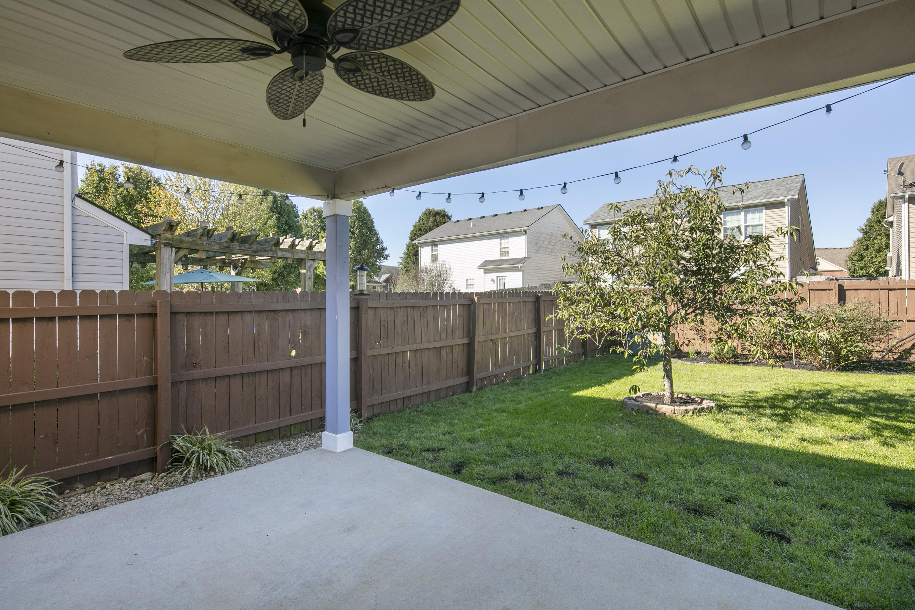 2533 Moray Place Property Photo 20