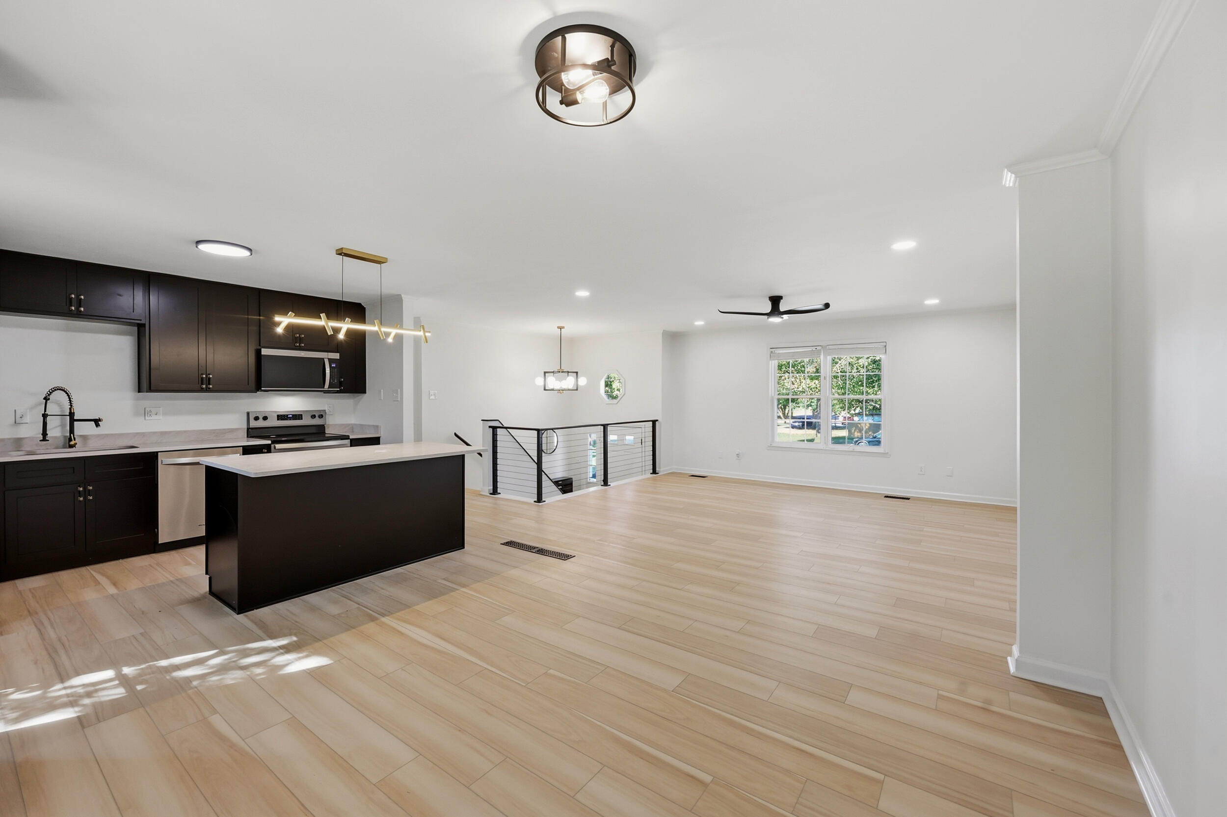 3304 Houndstooth Court Property Photo 9
