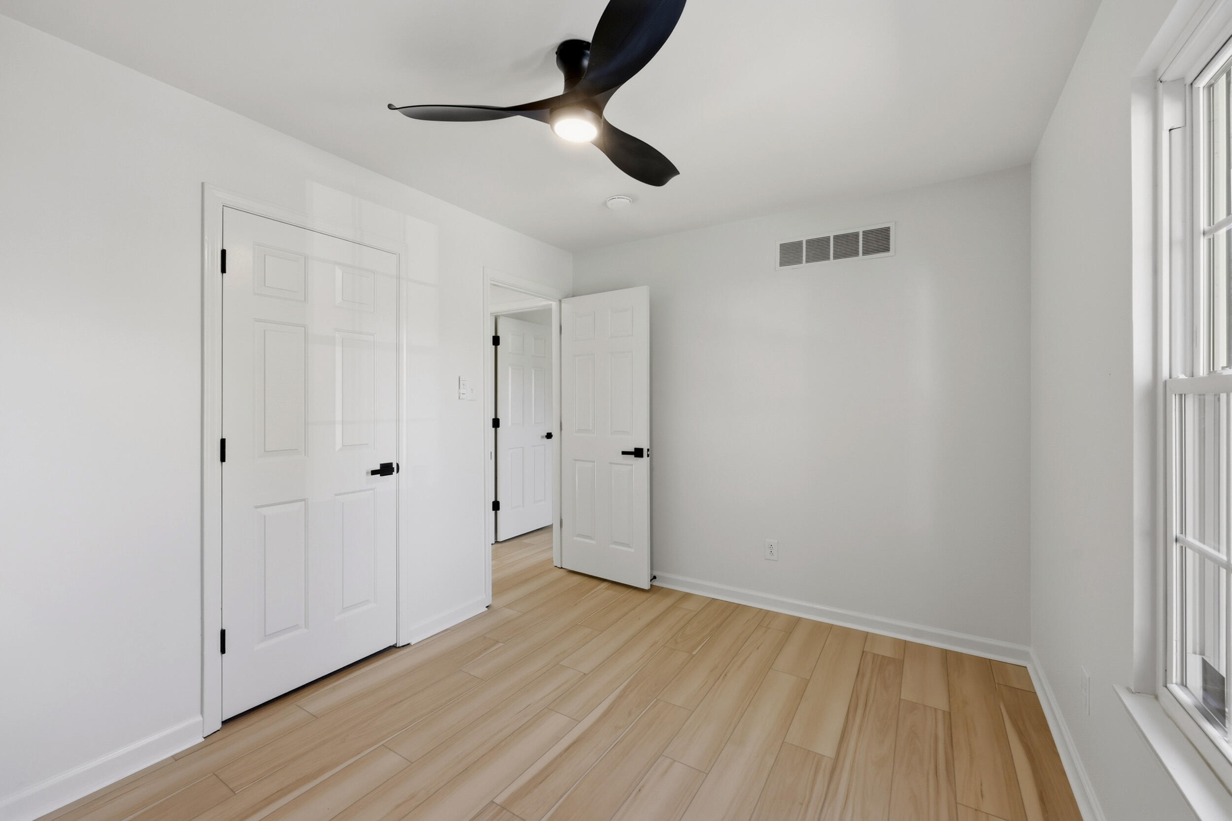 3304 Houndstooth Court Property Photo 19