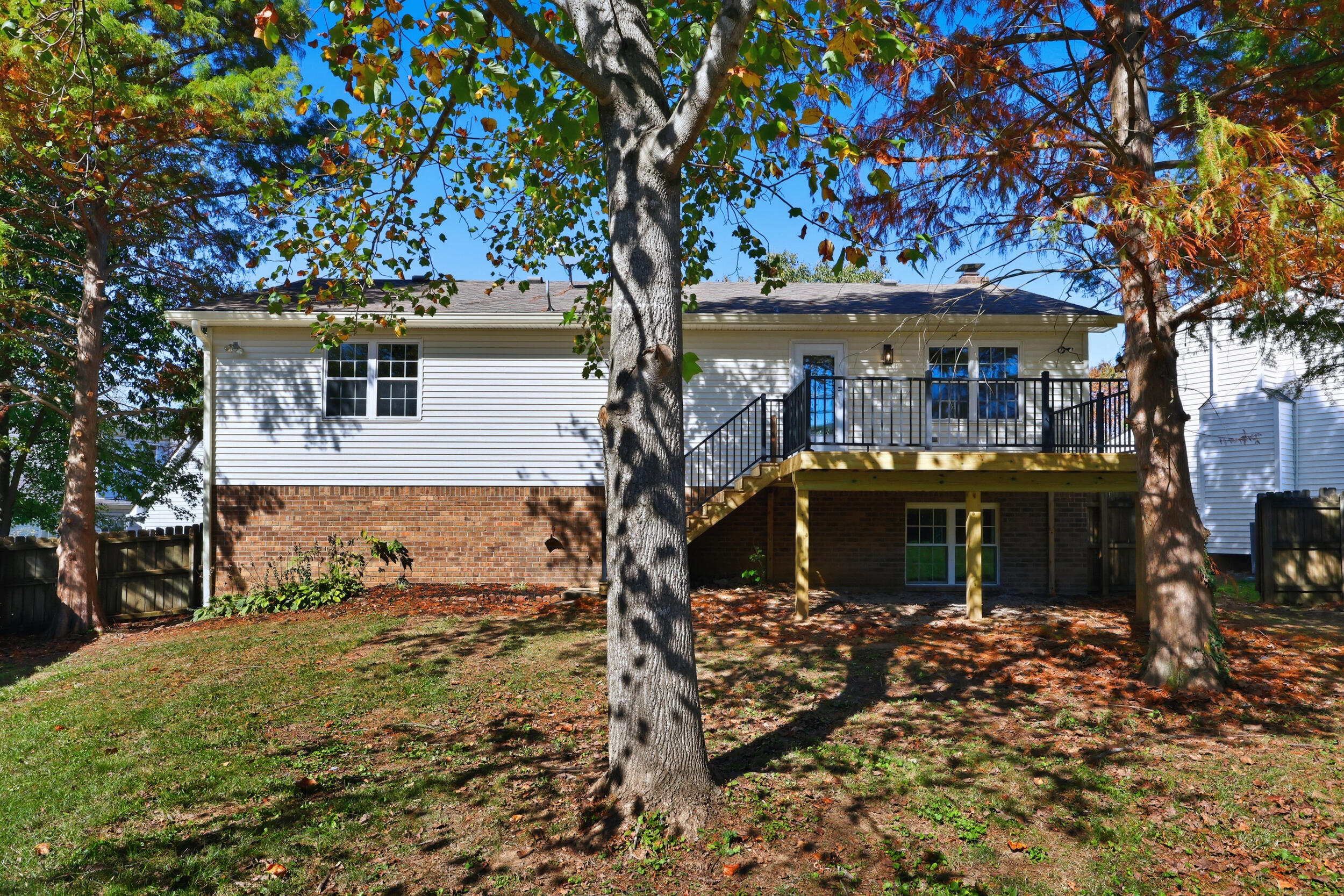 3304 Houndstooth Court Property Photo 34
