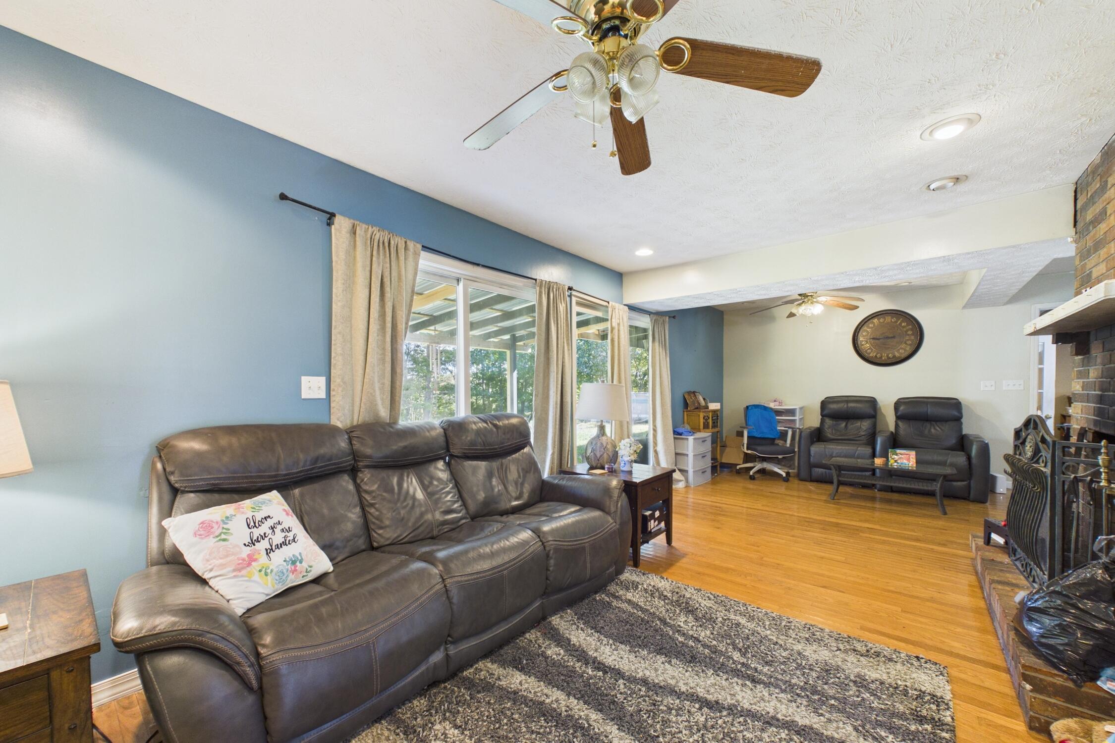 222 Derby Trail Property Photo 6