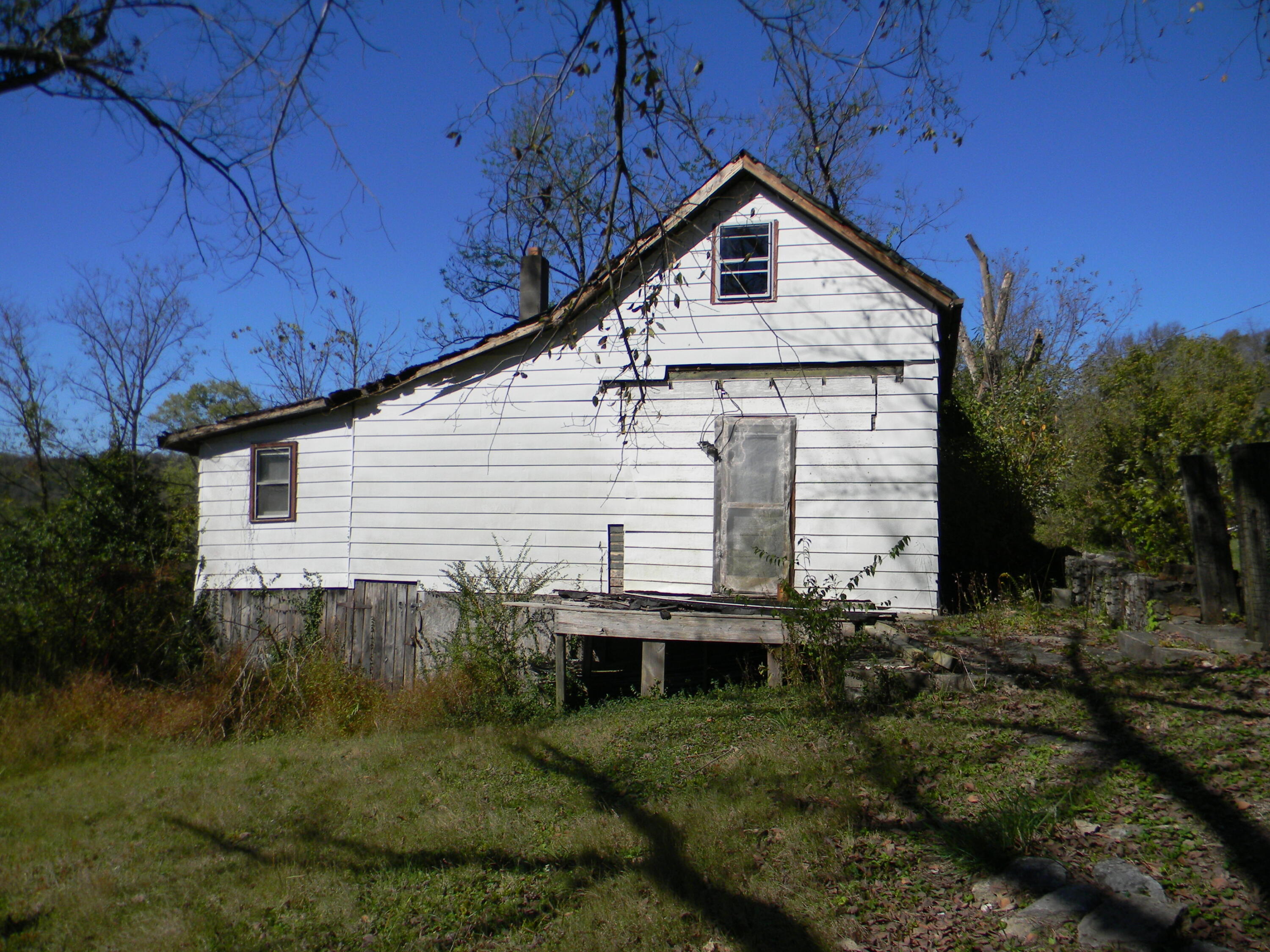121 Ralston Lane Property Photo 1