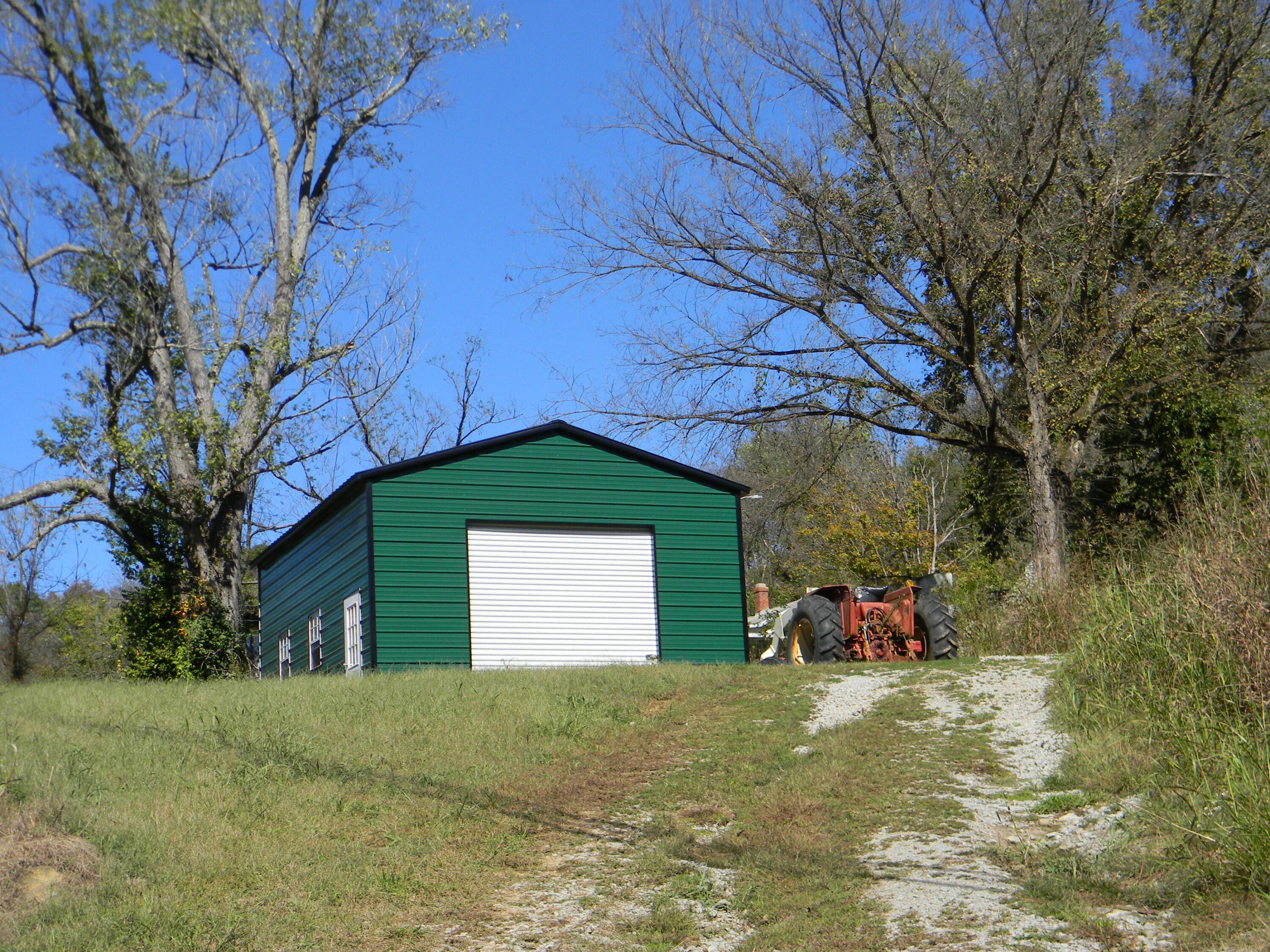 121 Ralston Lane Property Photo 3