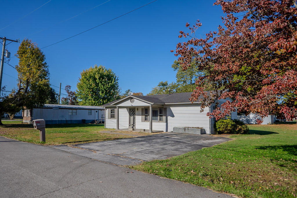 284 Albright Street Property Photo 5