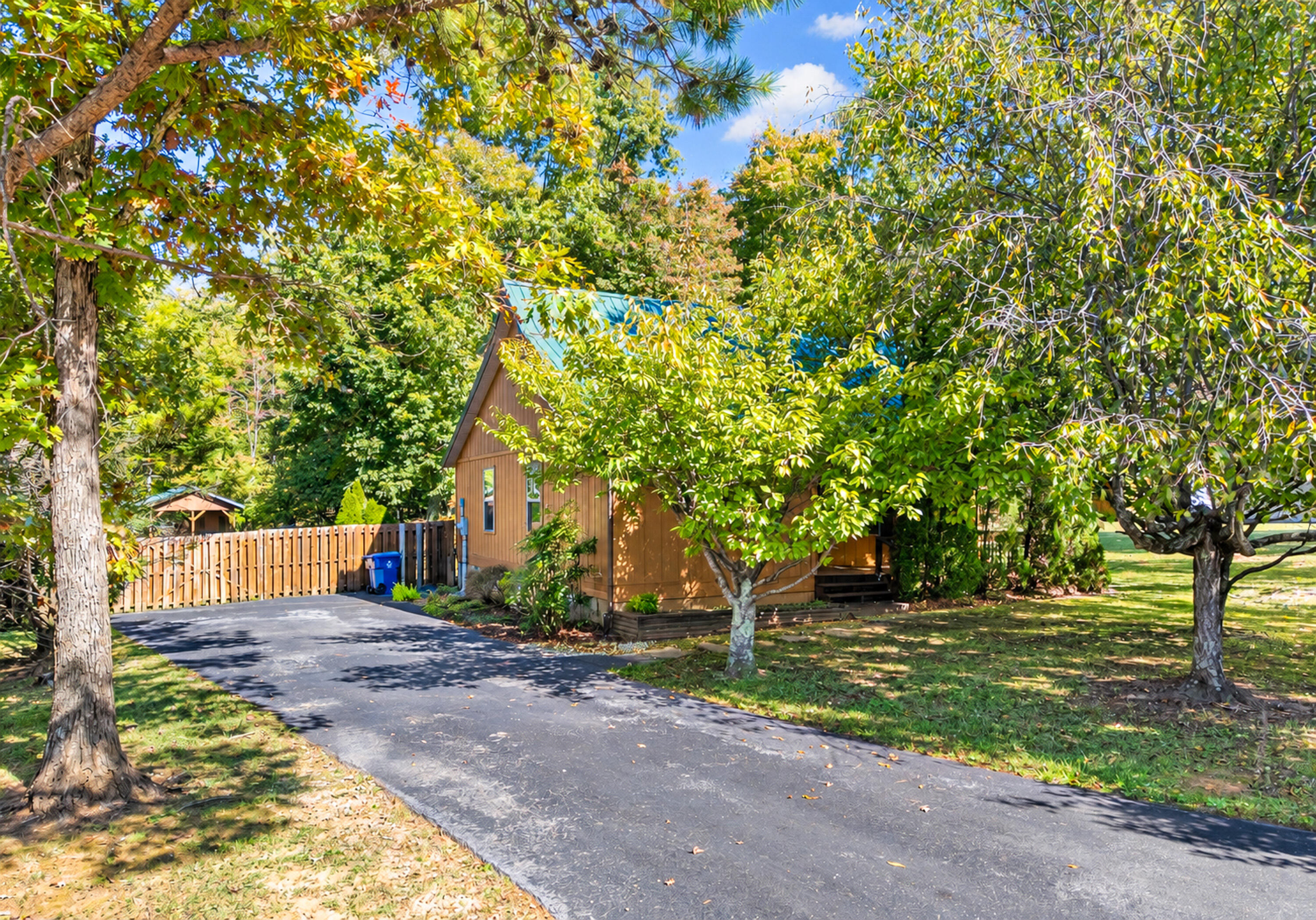 44 Falcon Drive Property Photo 4
