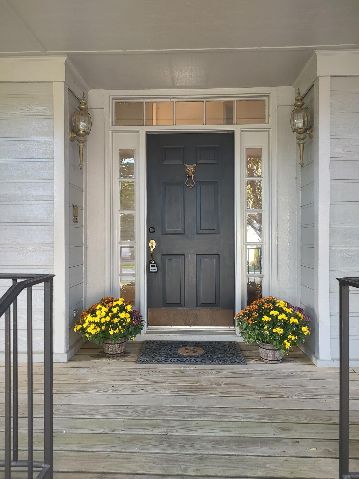 1464 Sugar Maple Lane Property Photo 3