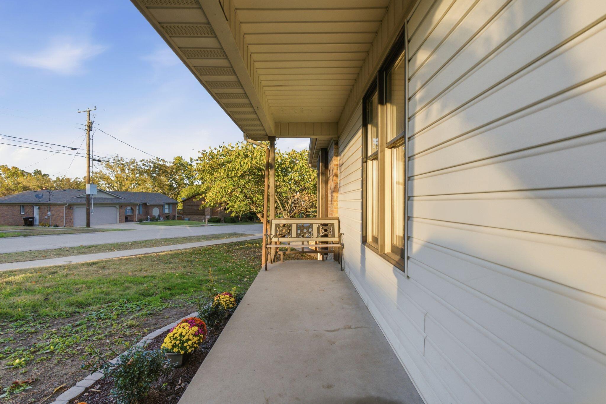 1058 Raintree Drive Property Photo 6