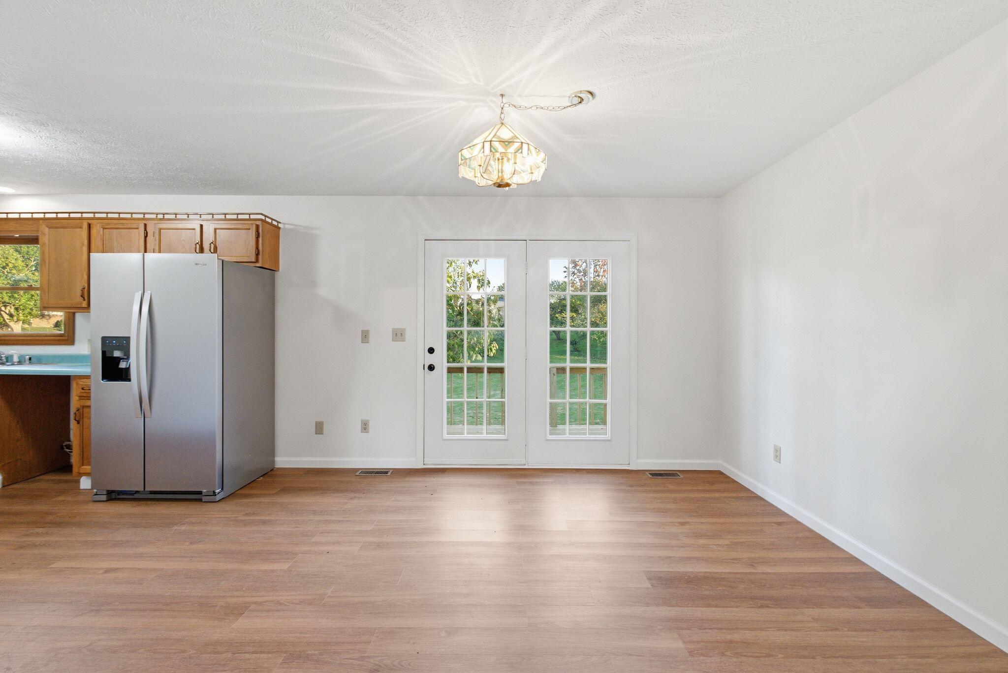 1058 Raintree Drive Property Photo 12