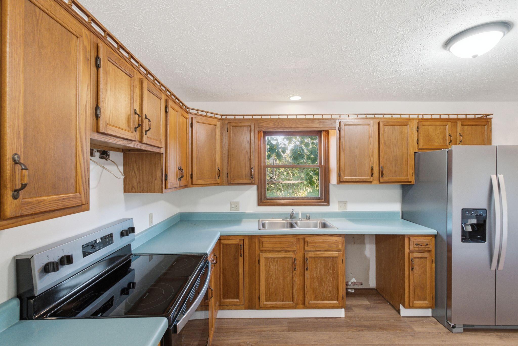 1058 Raintree Drive Property Photo 17