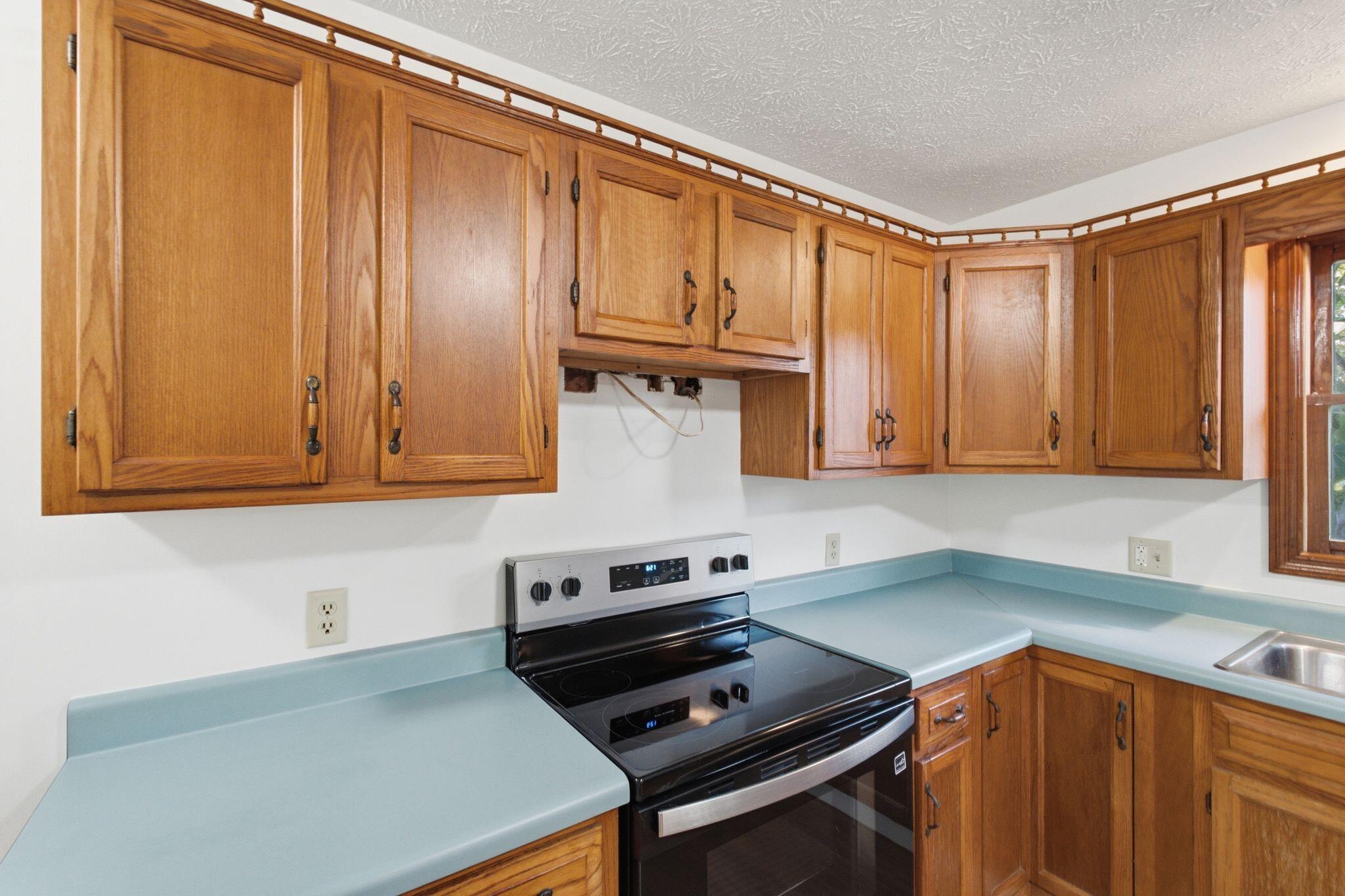 1058 Raintree Drive Property Photo 19