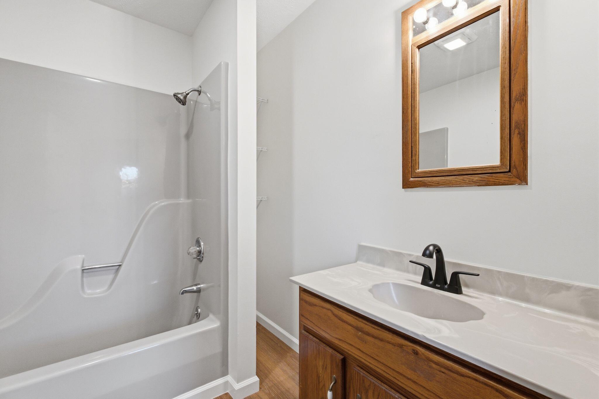 1058 Raintree Drive Property Photo 27