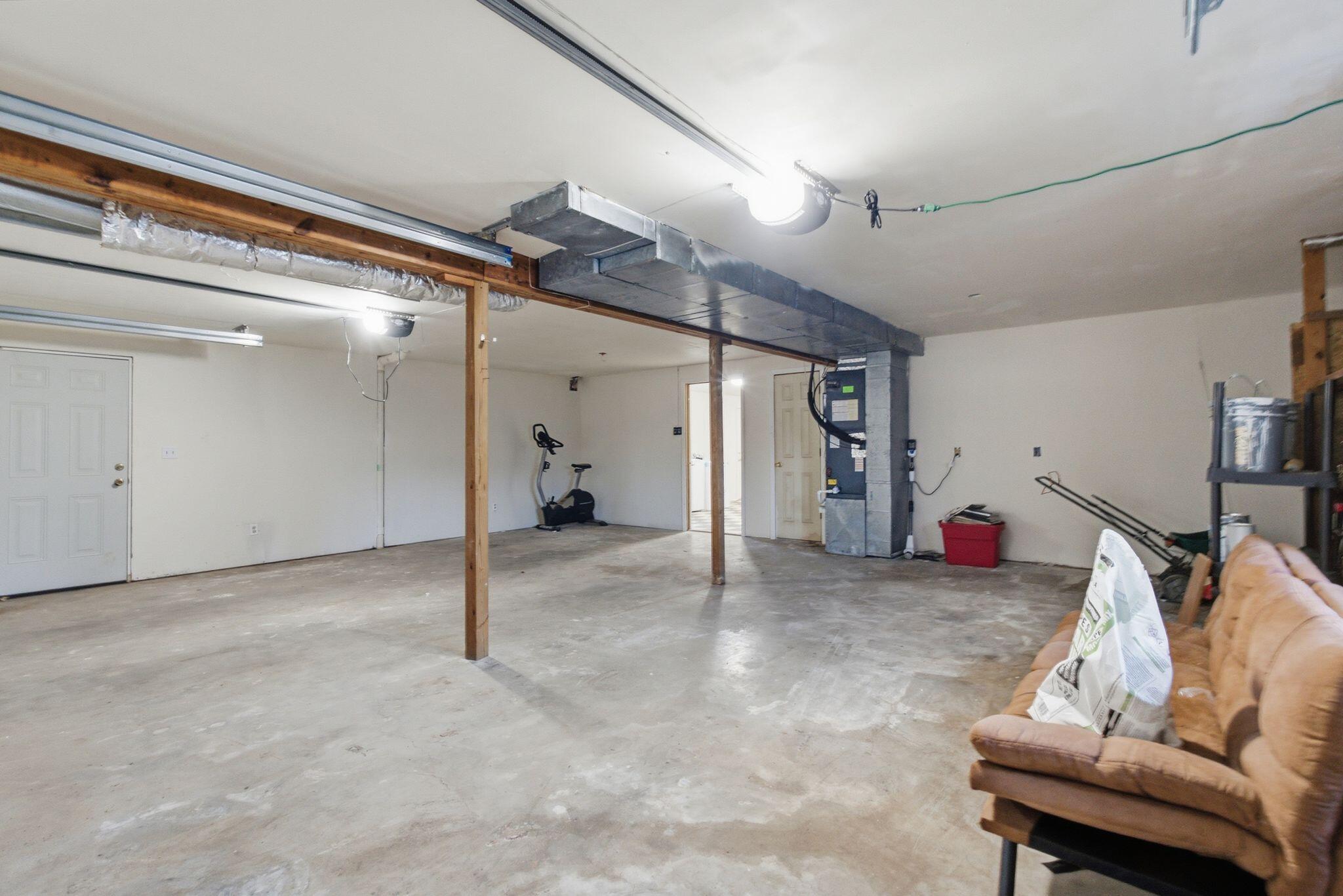1058 Raintree Drive Property Photo 39