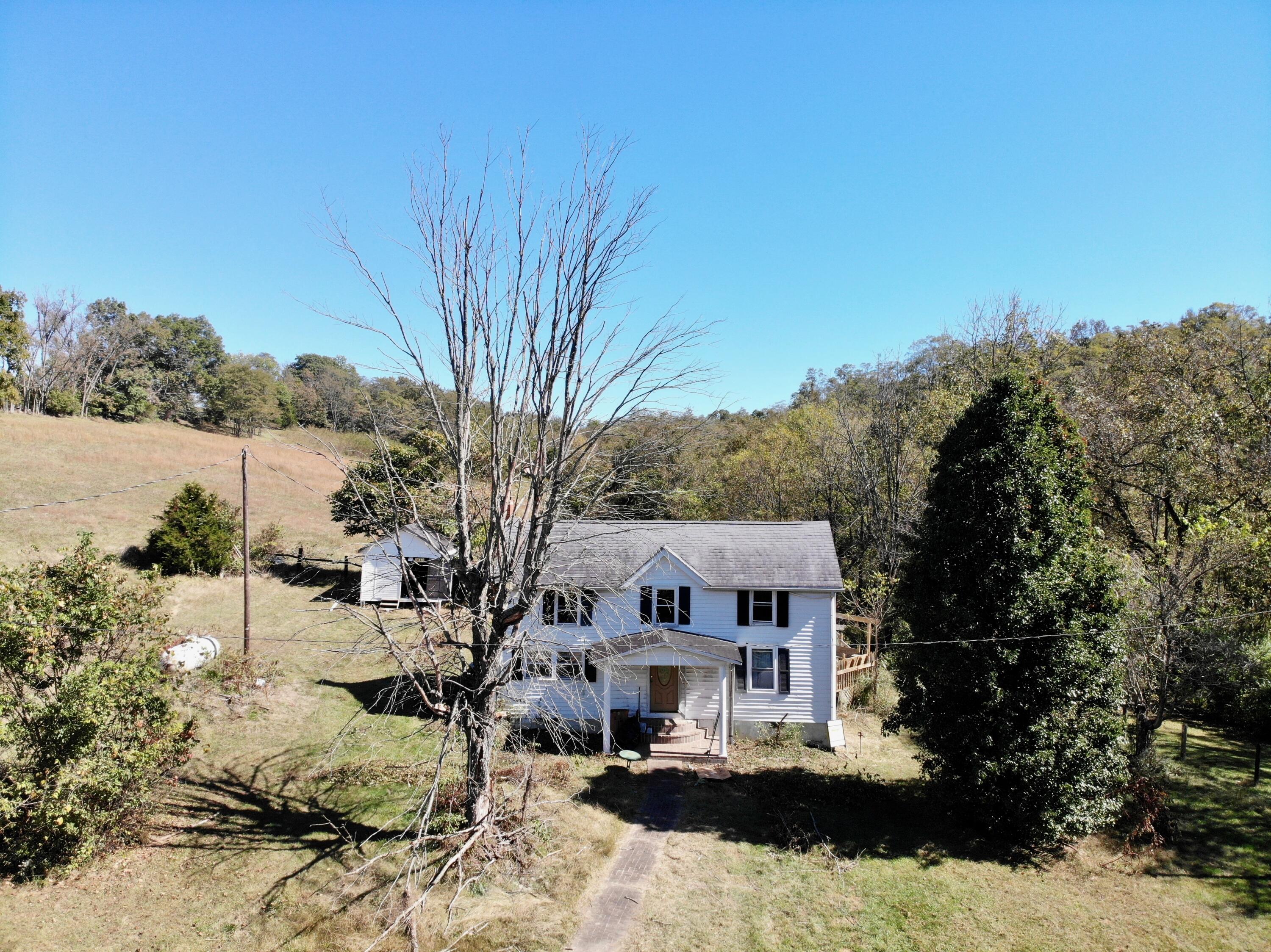 525 Finnell Pike Property Photo 3