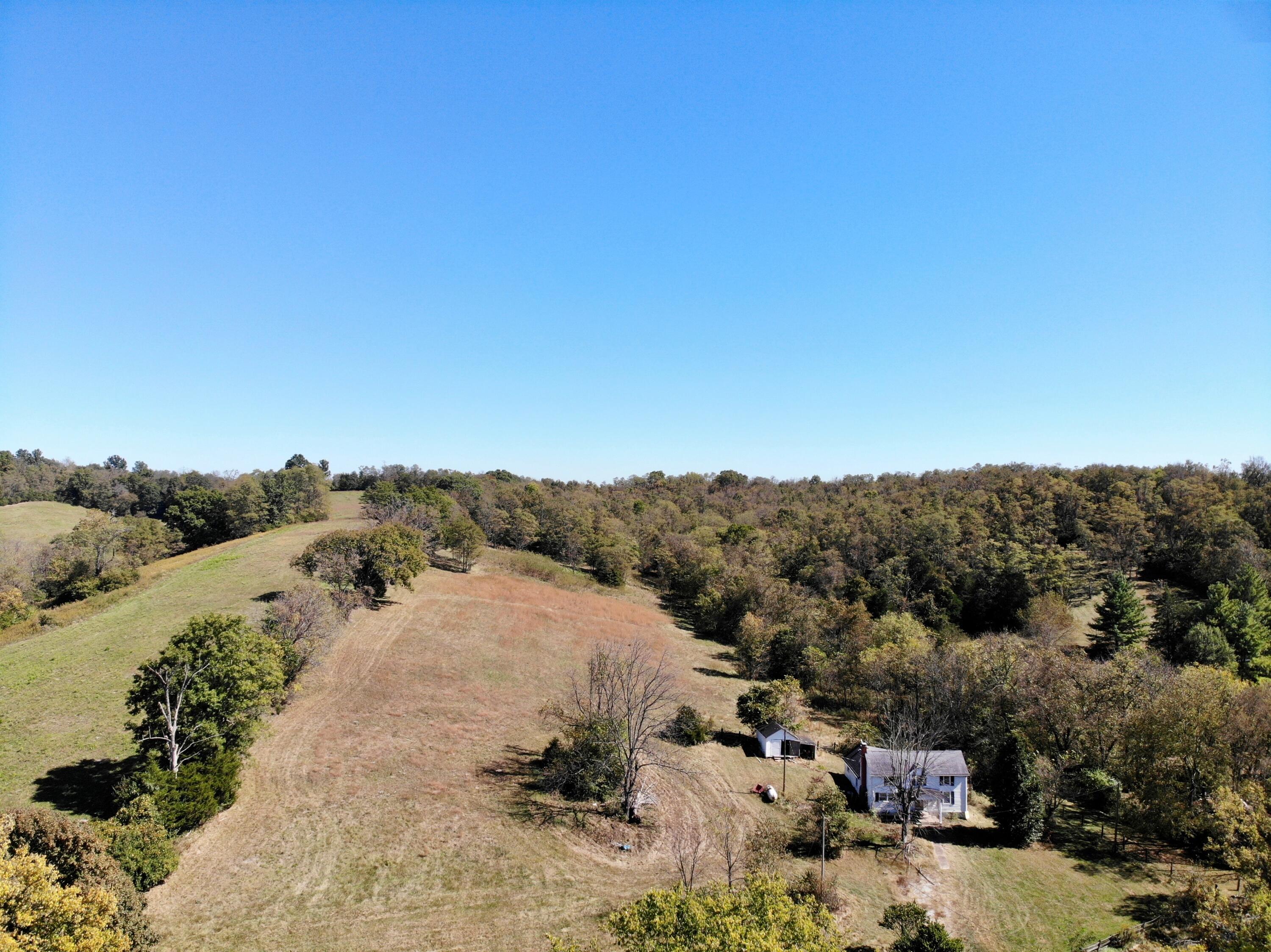 525 Finnell Pike Property Photo 5