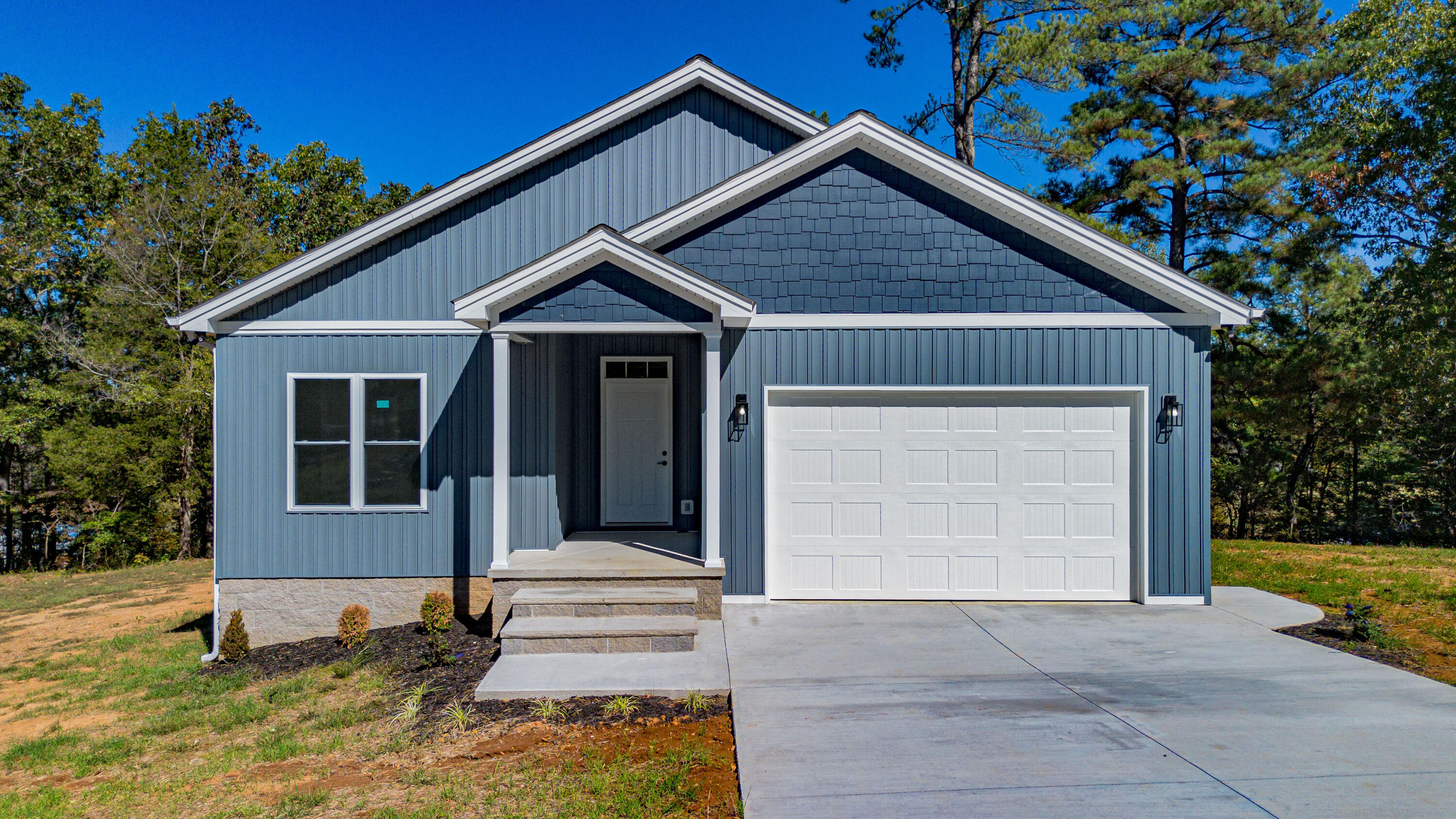 55 Bluegill Court Property Photo 1