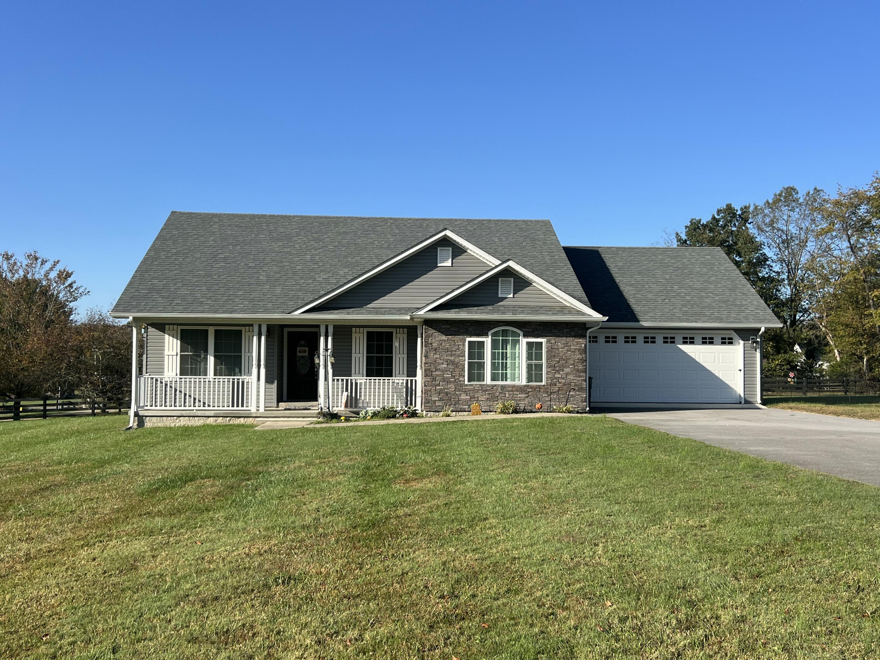 23 Lucy Lane Property Photo 1