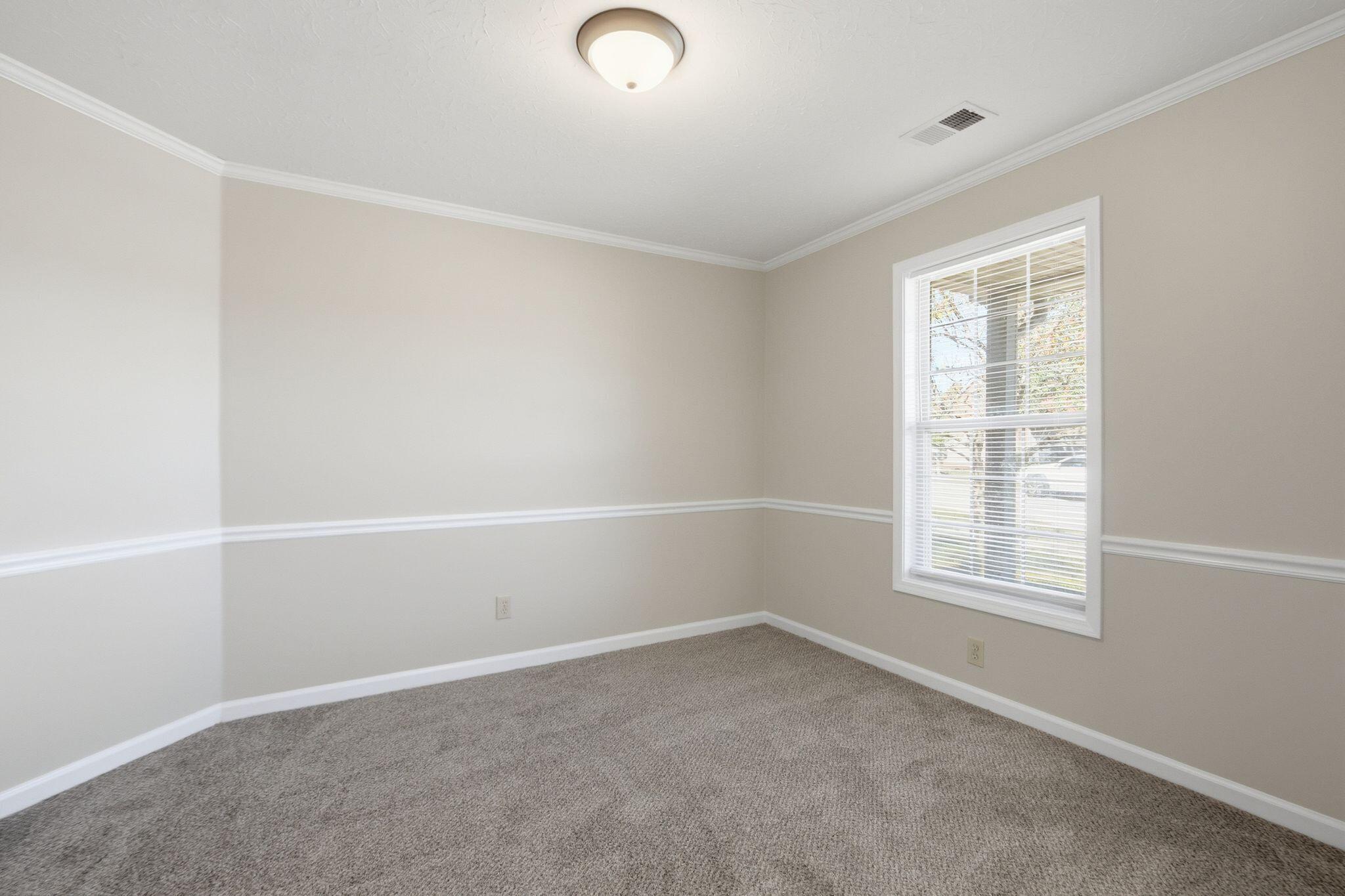 2224 Kenwood Drive Property Photo 7