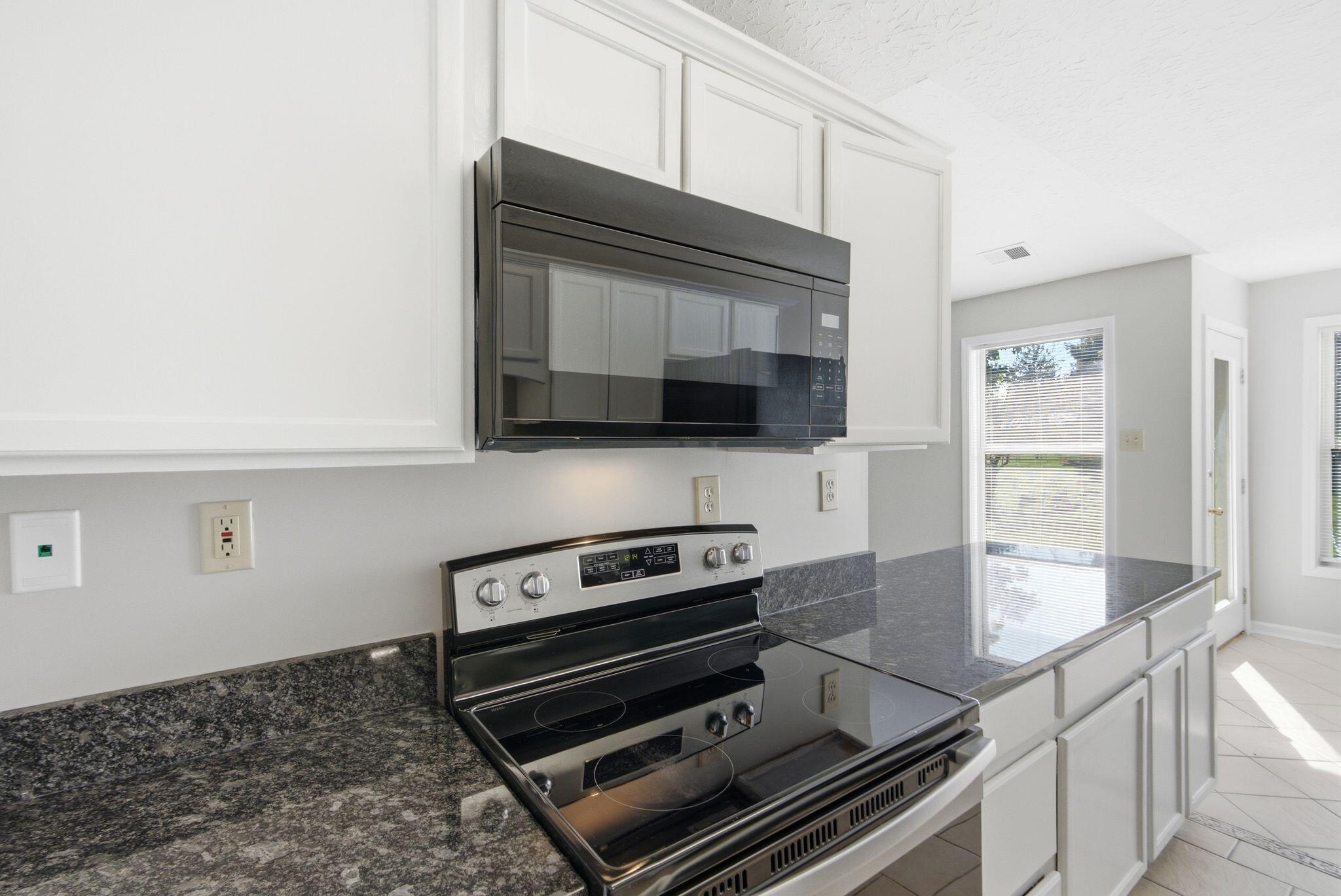 2224 Kenwood Drive Property Photo 14