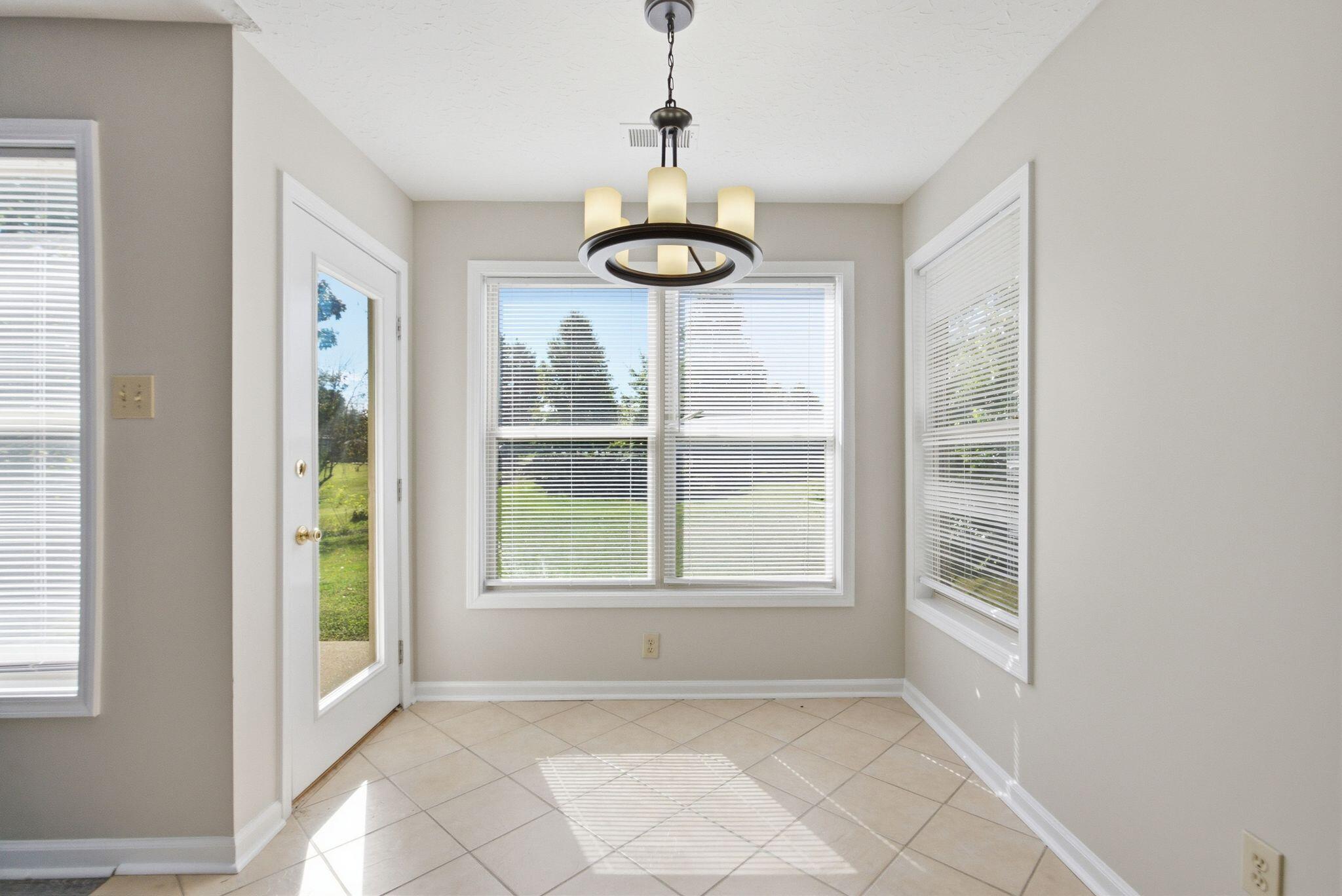 2224 Kenwood Drive Property Photo 16