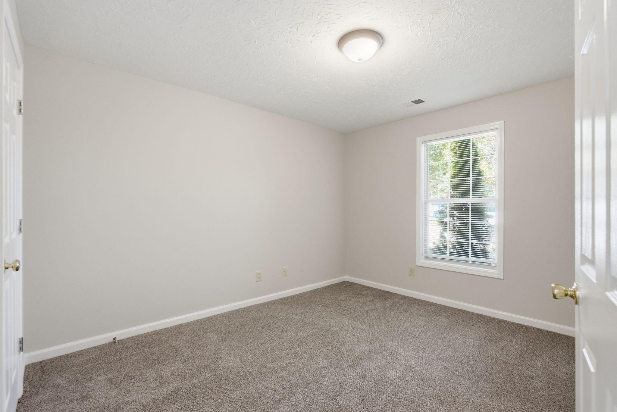 2224 Kenwood Drive Property Photo 21