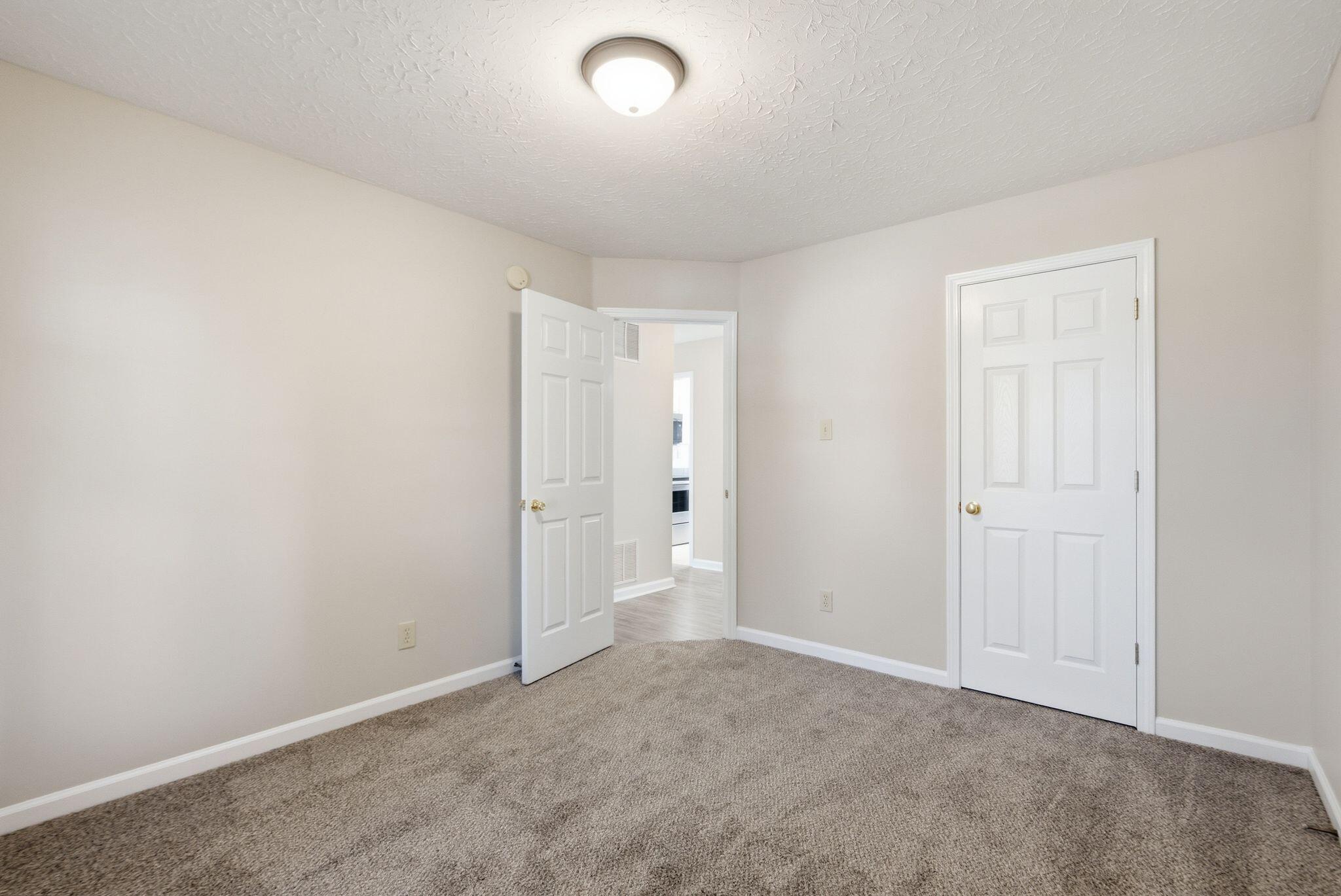 2224 Kenwood Drive Property Photo 22