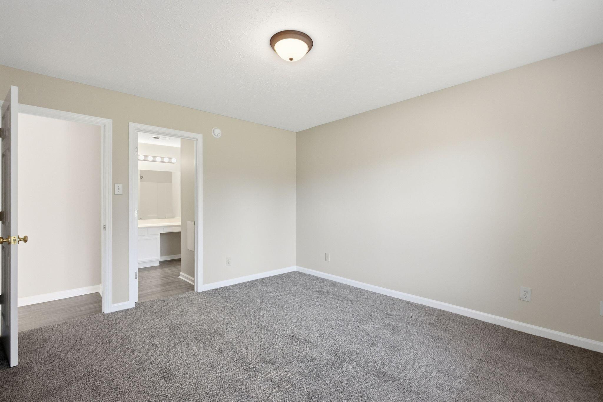 2224 Kenwood Drive Property Photo 24