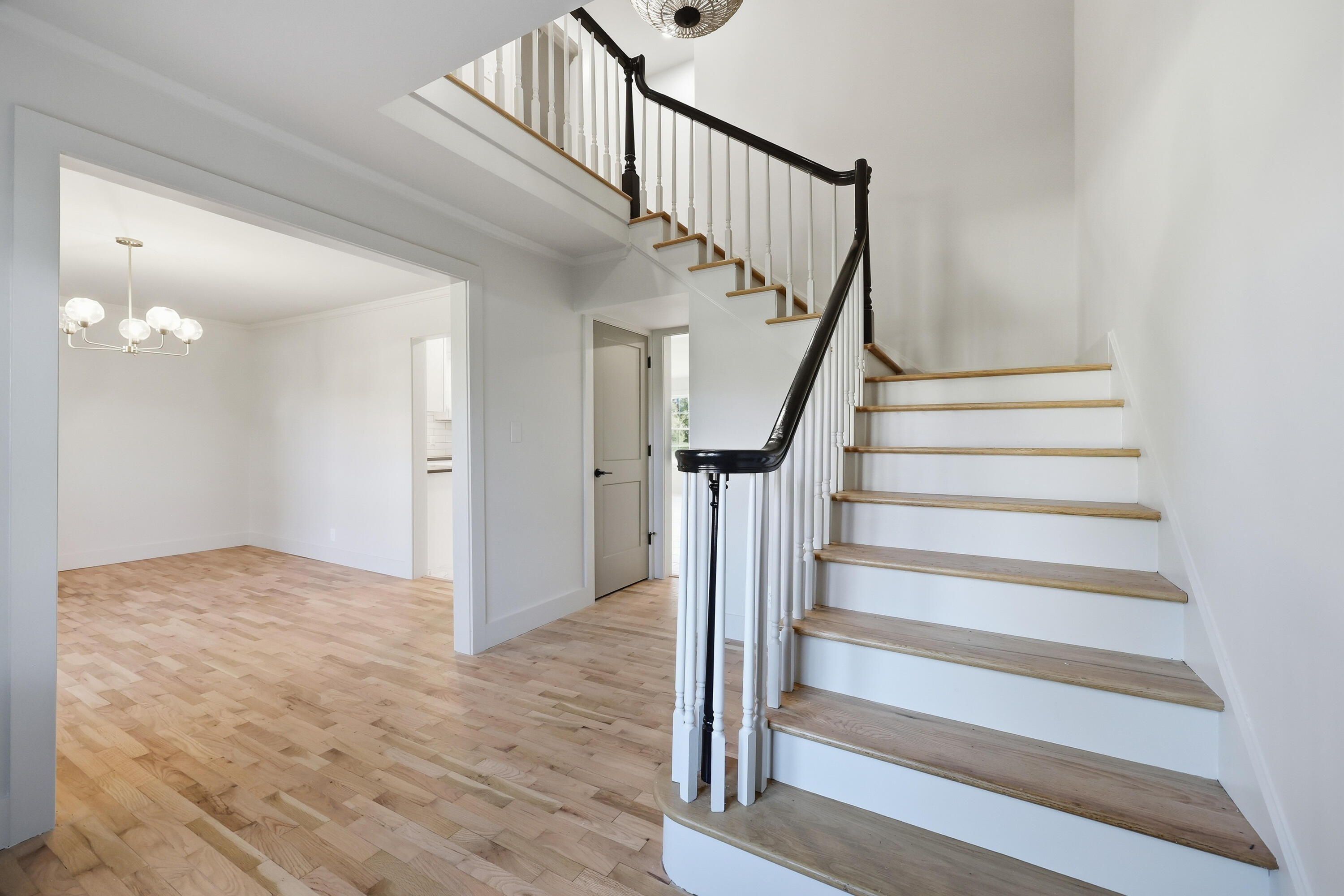 315 Pin Oak Property Photo 6
