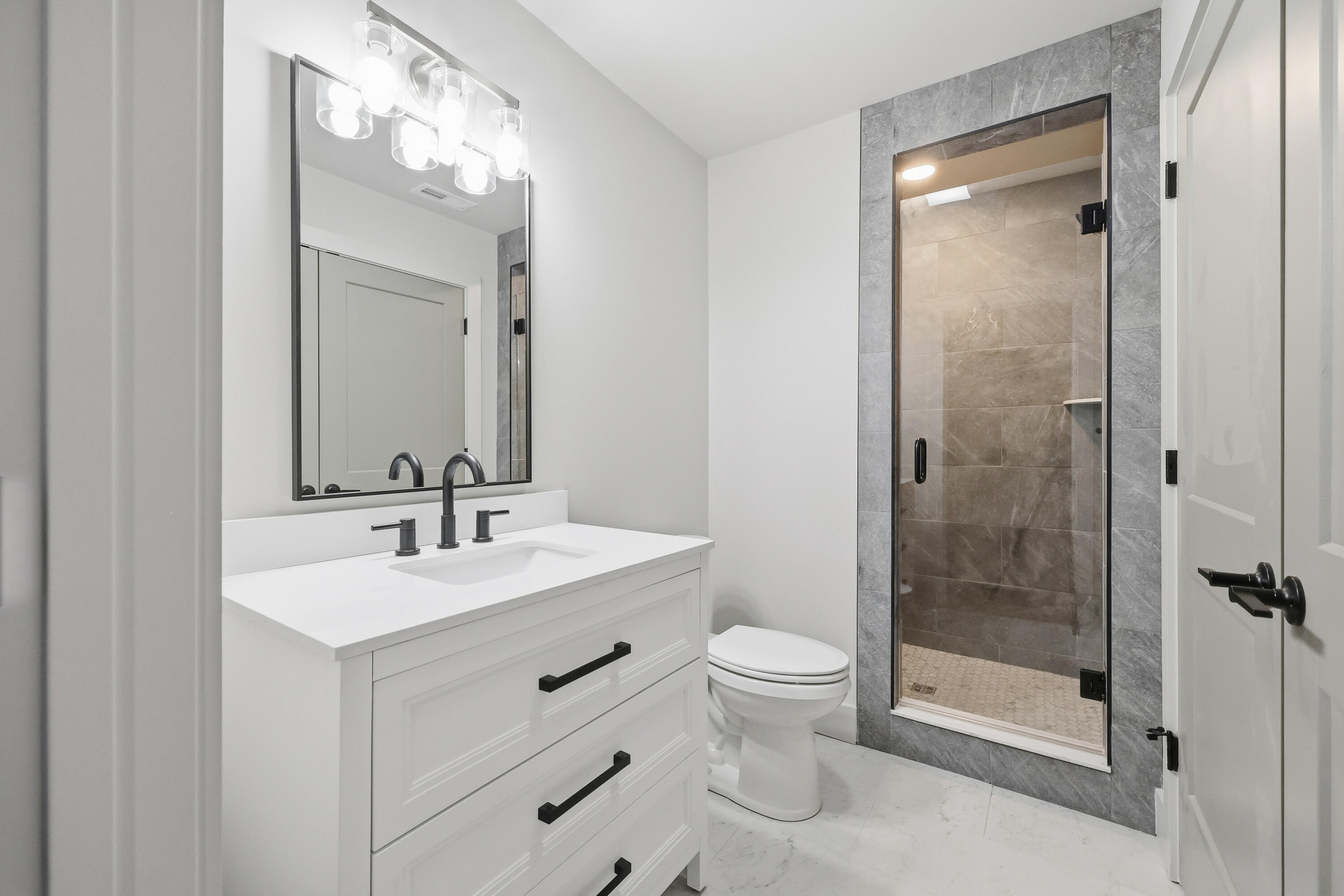 315 Pin Oak Property Photo 41