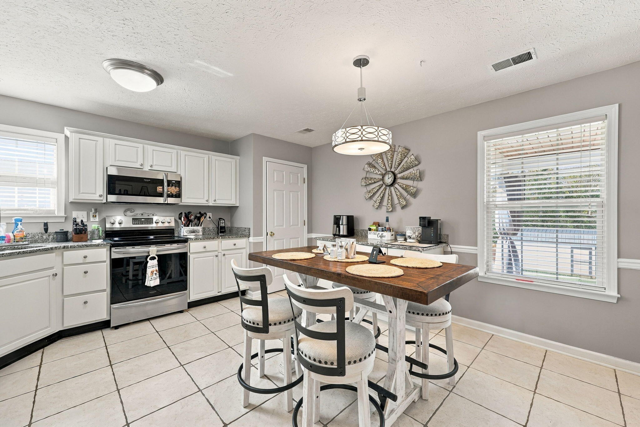 171 Carriage Lane Property Photo 13
