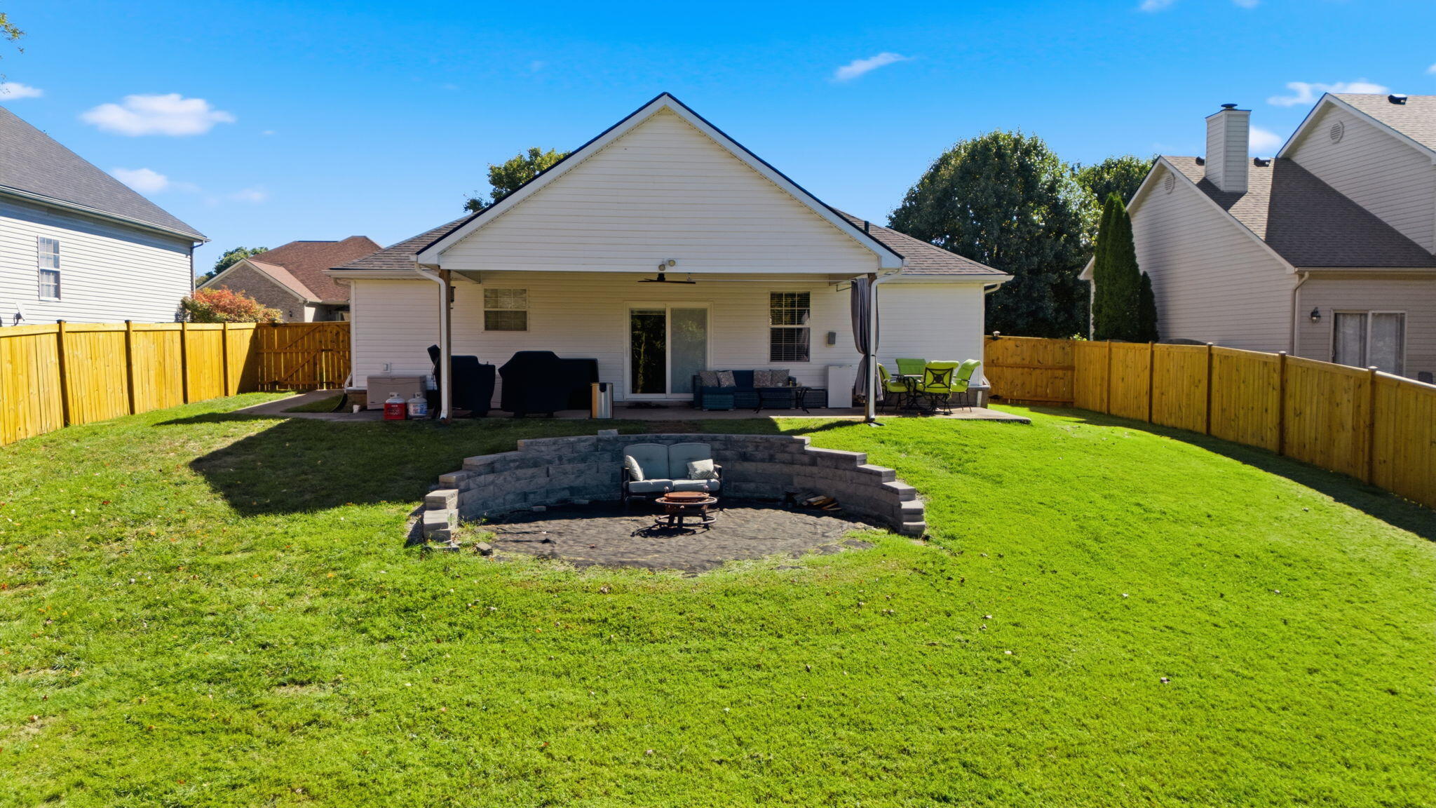 171 Carriage Lane Property Photo 28