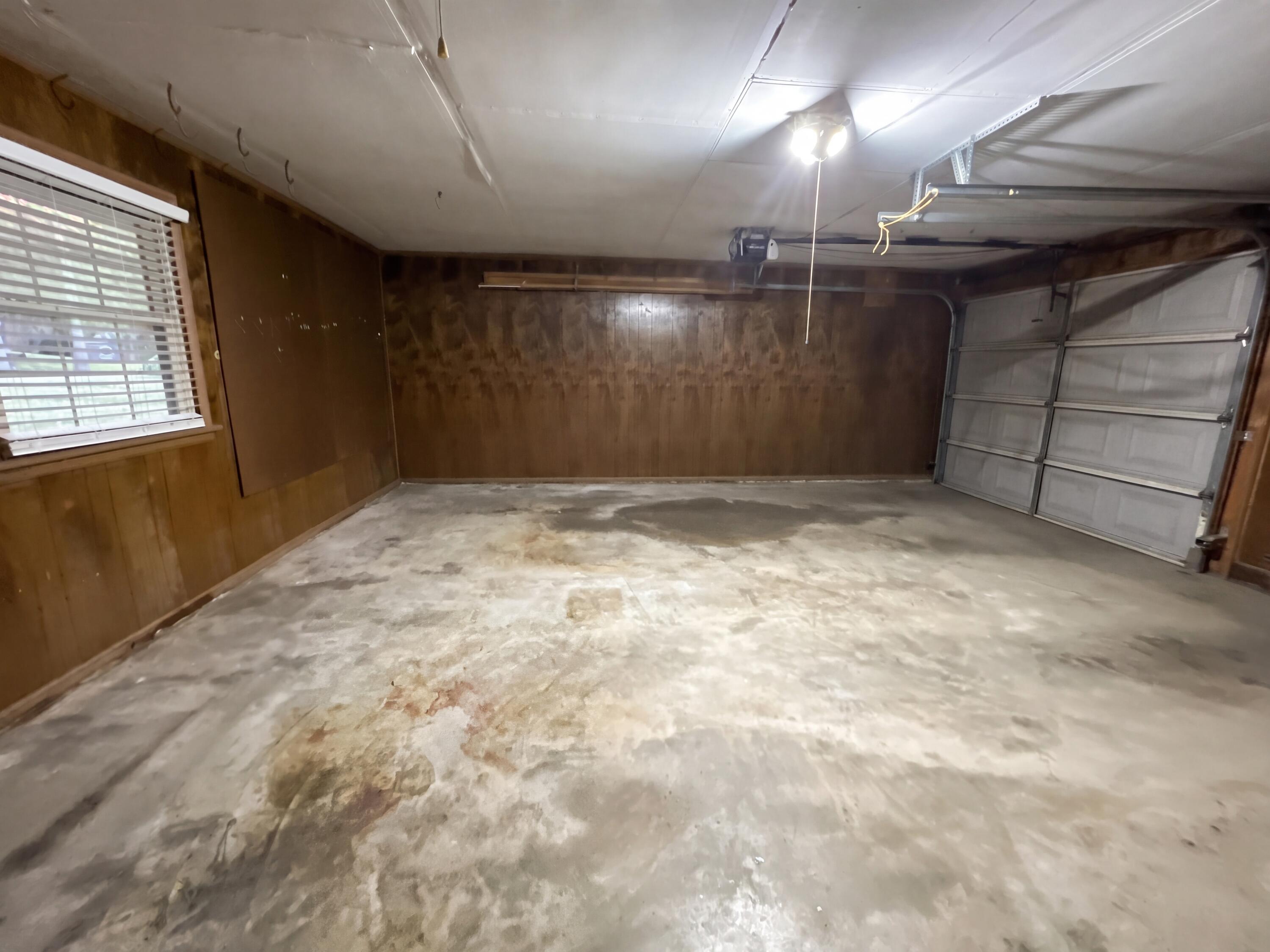 592 Woodland Drive Property Photo 15