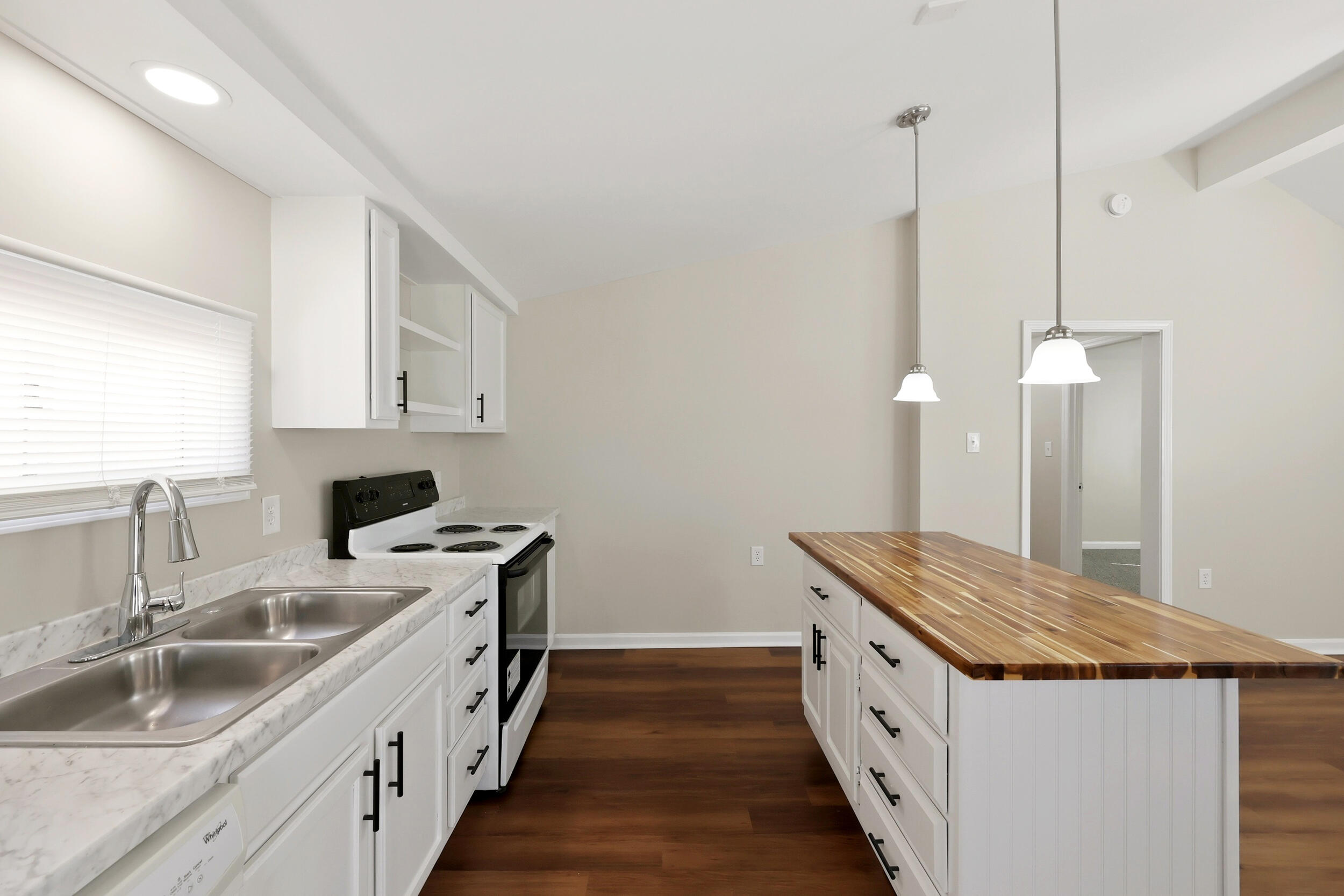 104 1/2 Henton Road Property Photo 8