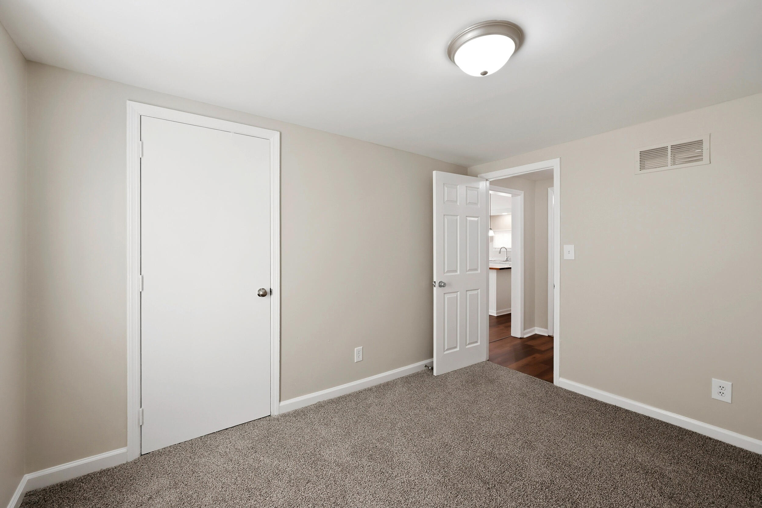104 1/2 Henton Road Property Photo 16
