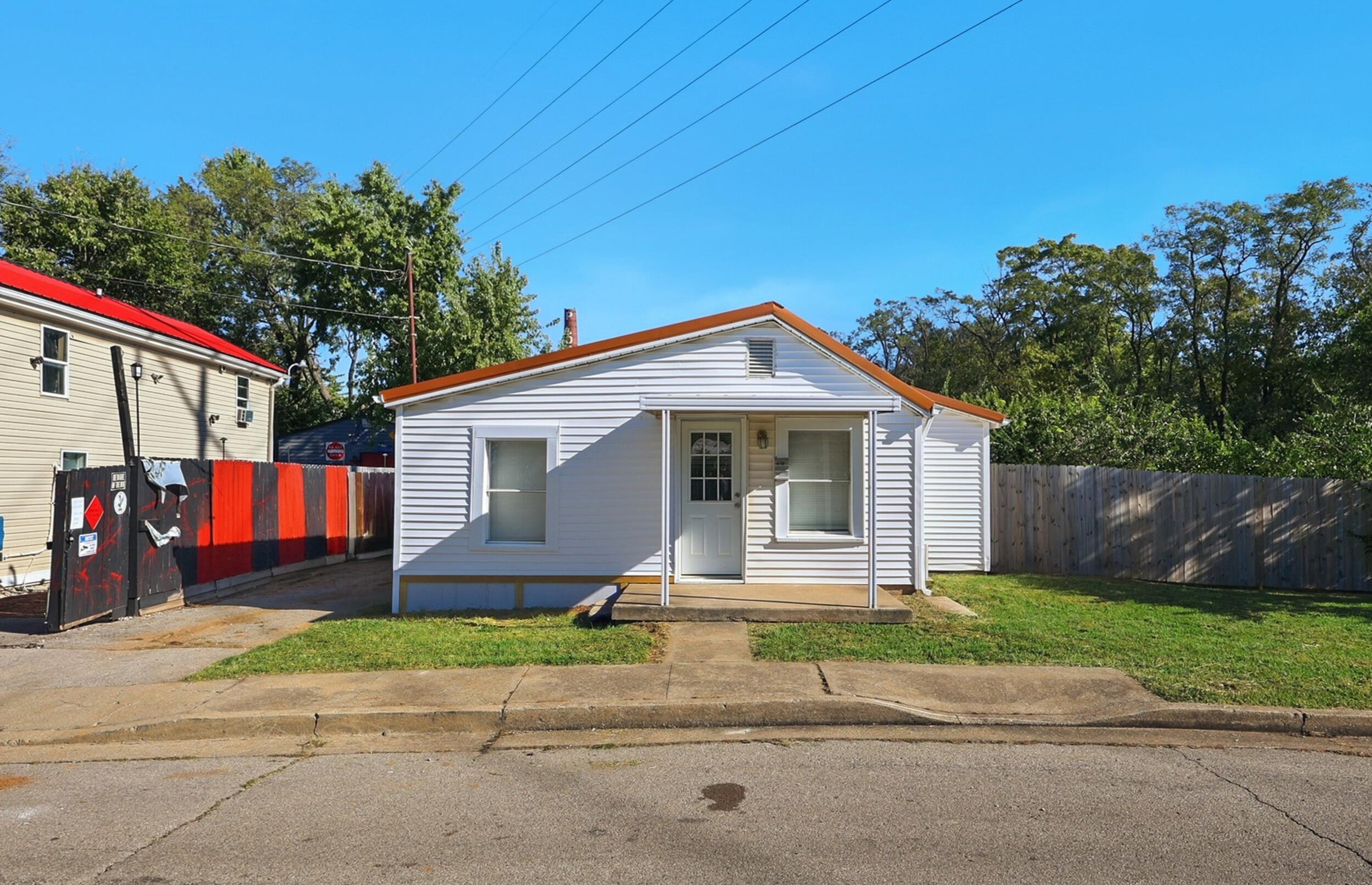 104 1/2 Henton Road Property Photo 31
