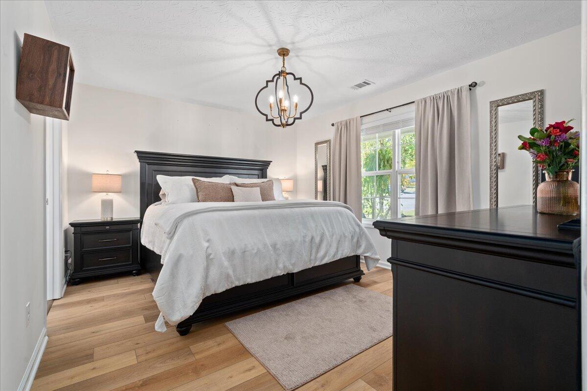 100 Malta Court Property Photo 8
