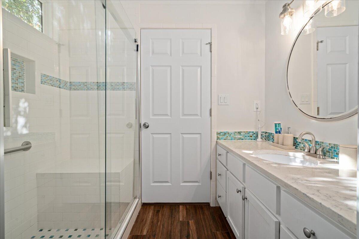 100 Malta Court Property Photo 11