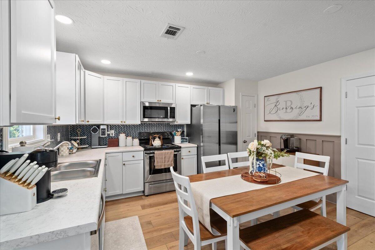 100 Malta Court Property Photo 16