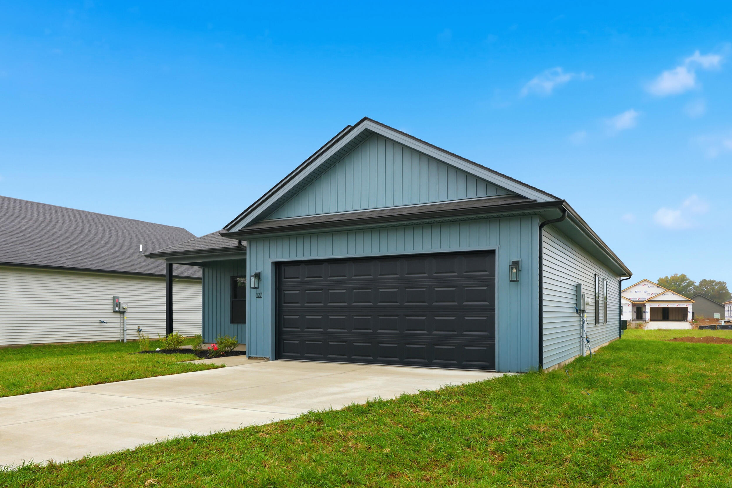 127 Sidewinder Drive Property Photo 4