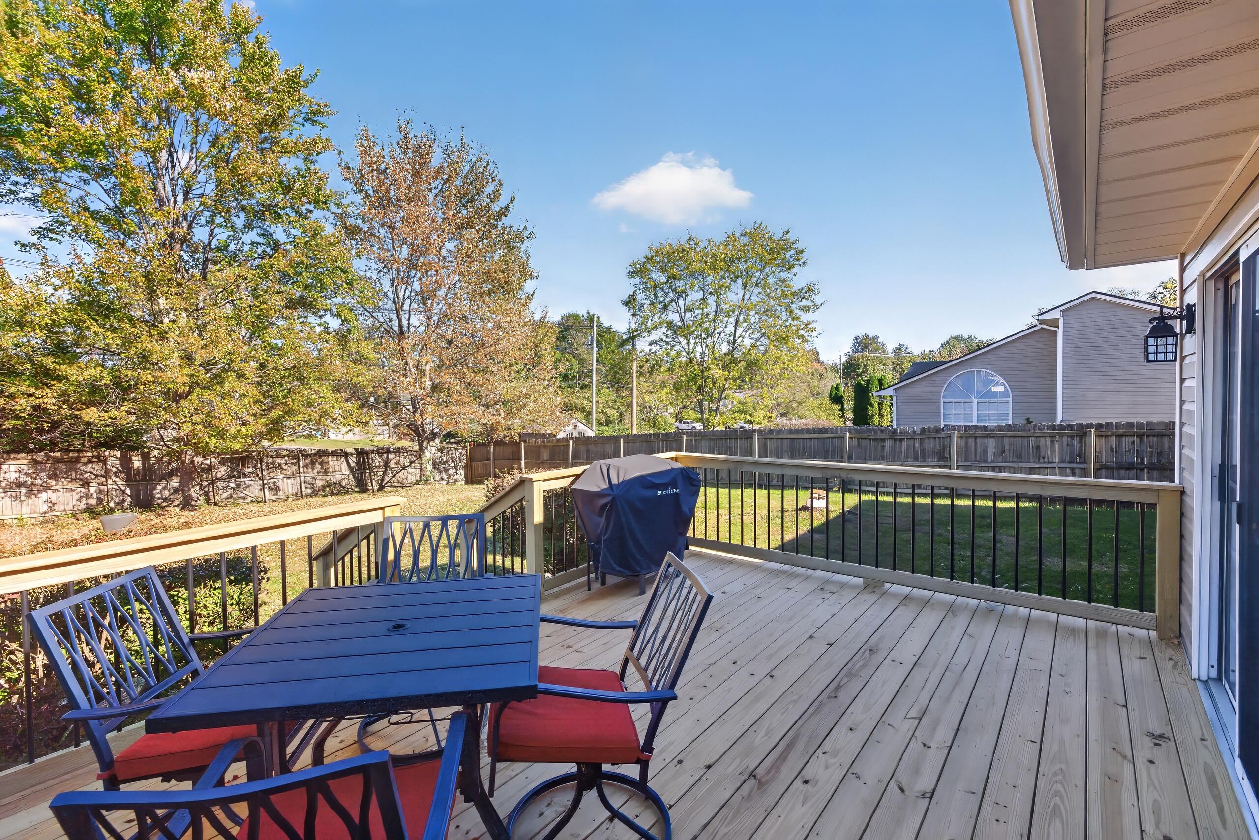 2313 Liberty Station Court Property Photo 22