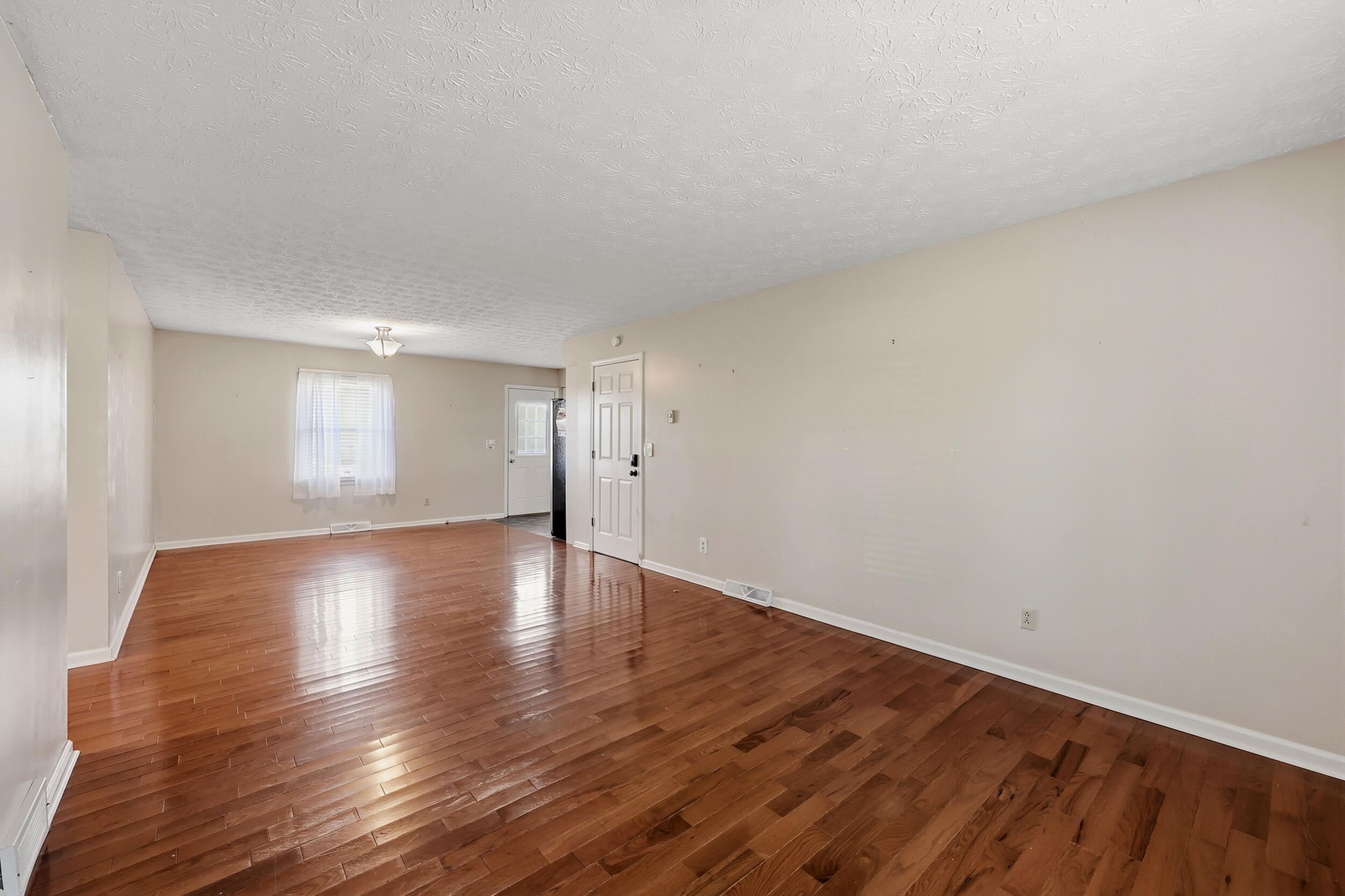 1409 Rebel Road Property Photo 7